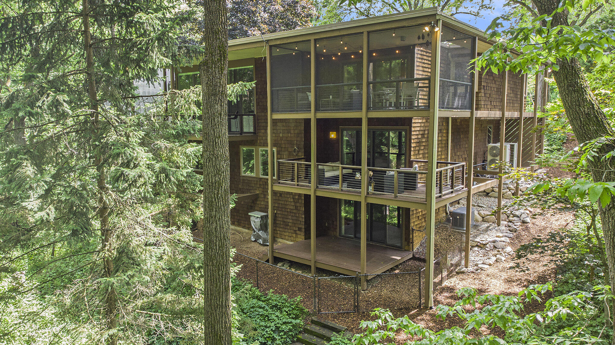 13 Regent Drive Ann Arbor City MI 48104