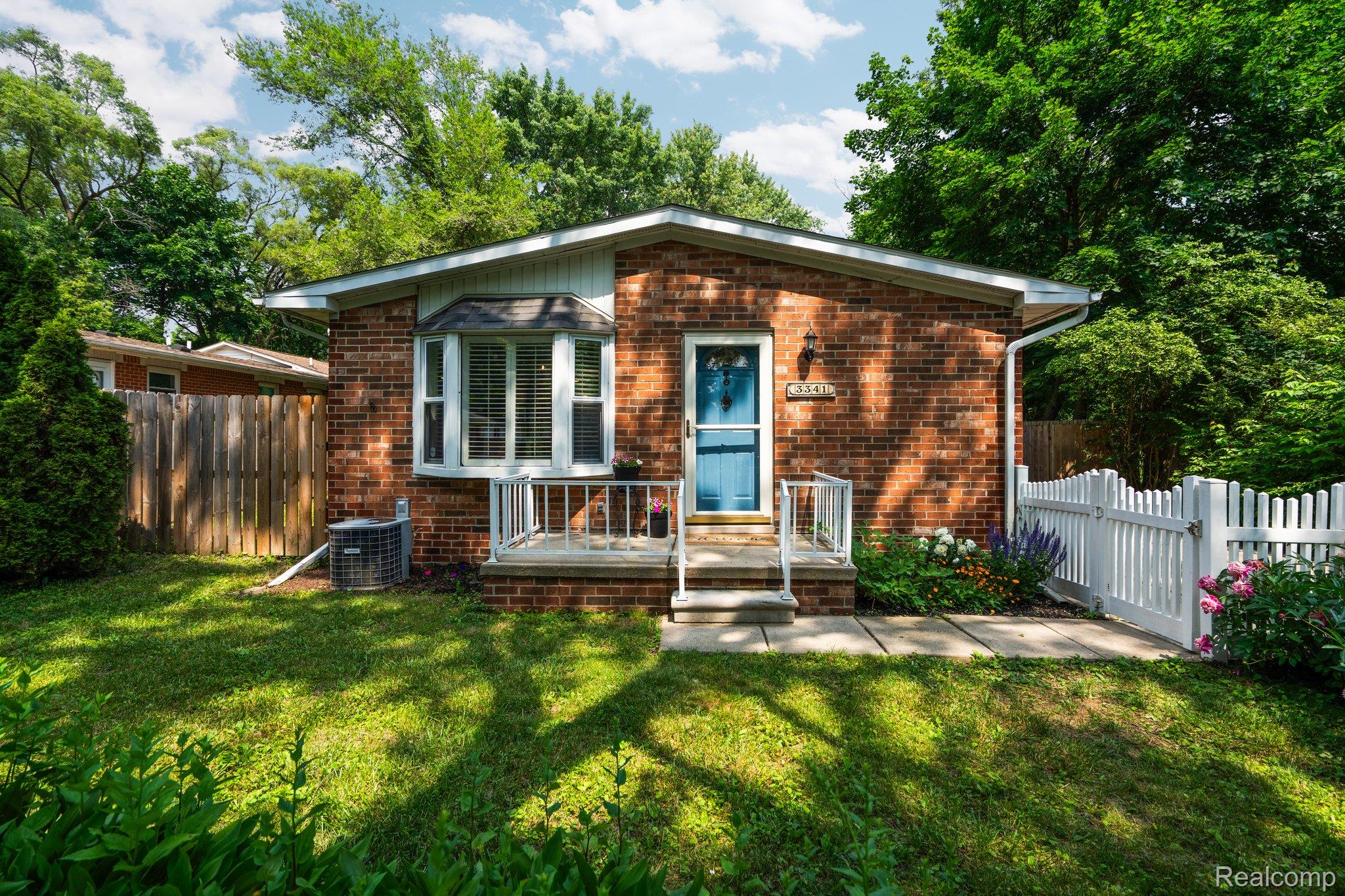 3341 Creek Drive Ann Arbor City MI 48108