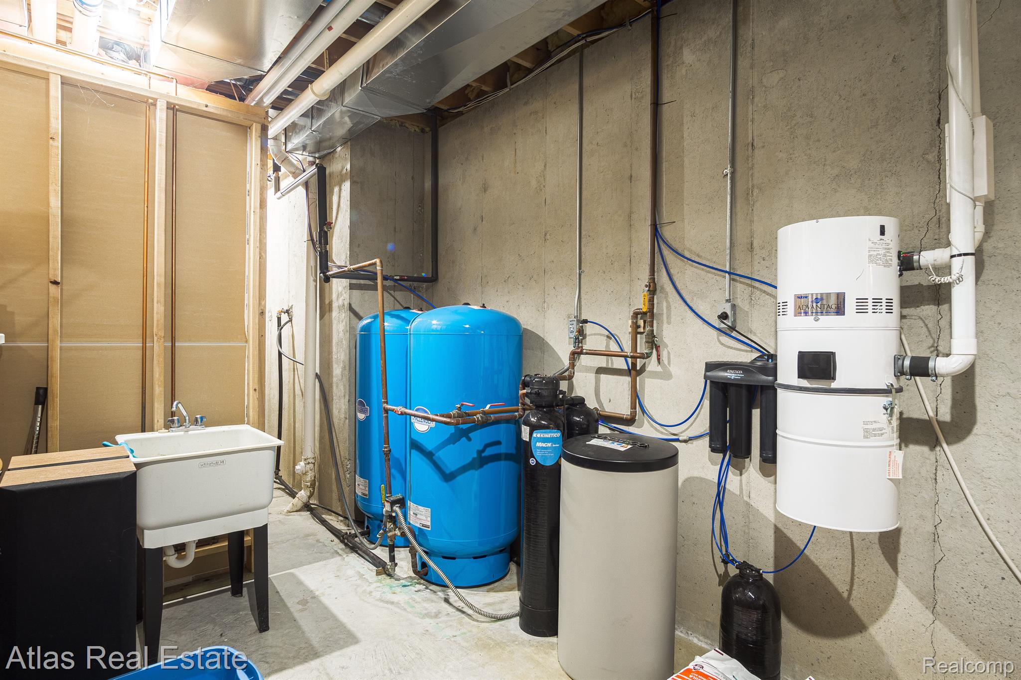 2716 Lake George Road Addison Township MI 48367