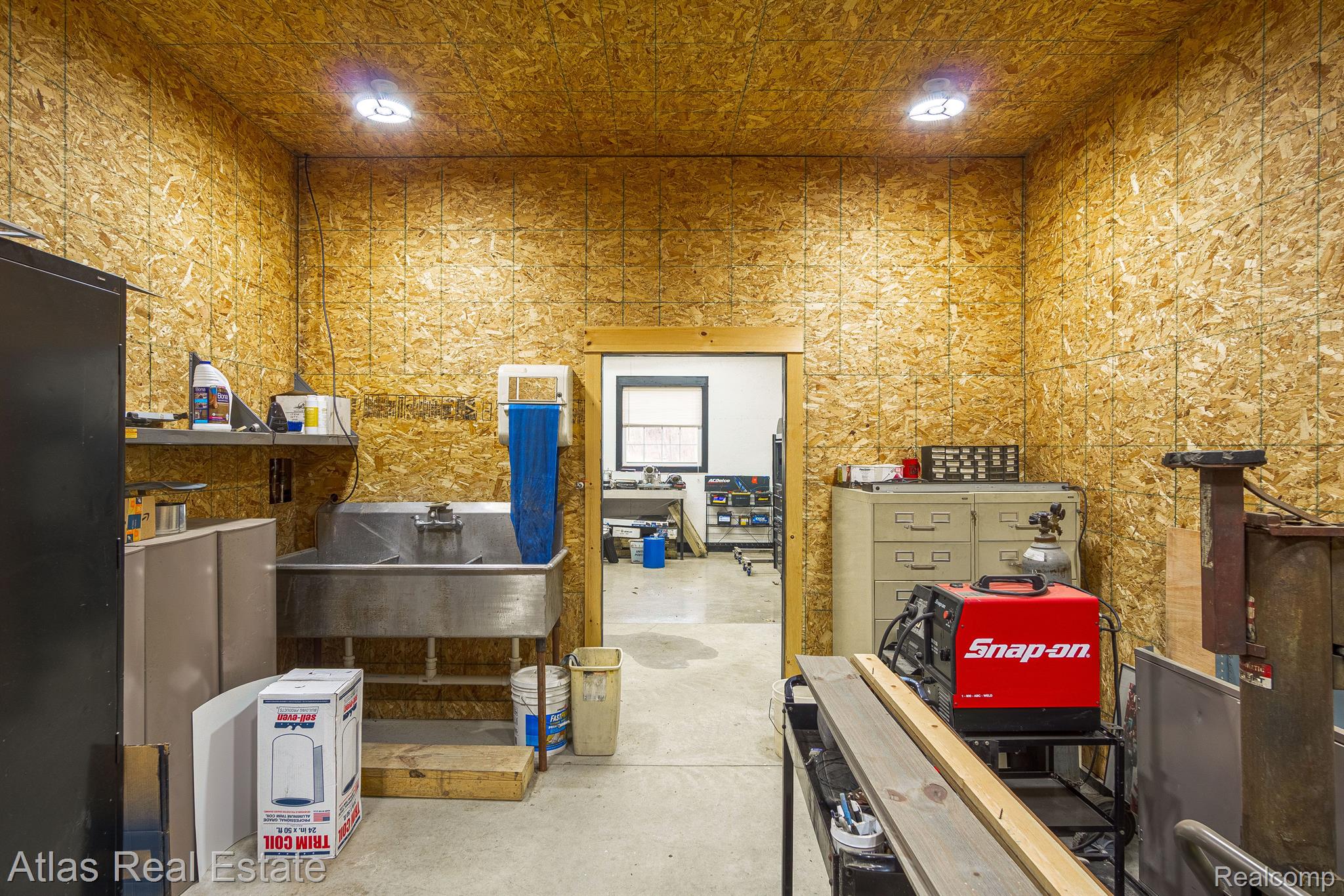 2716 Lake George Road Addison Township MI 48367