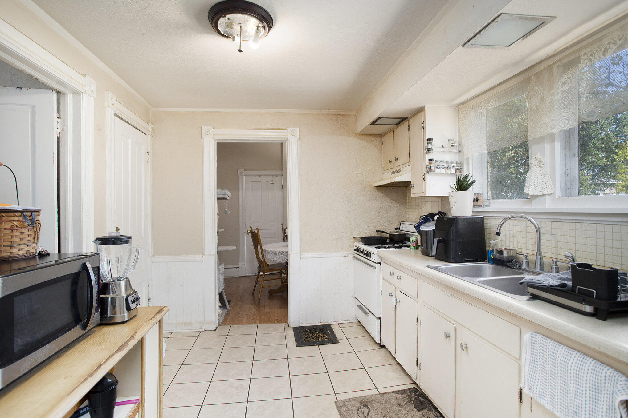 410 Bidwell Street Albion City MI 49224