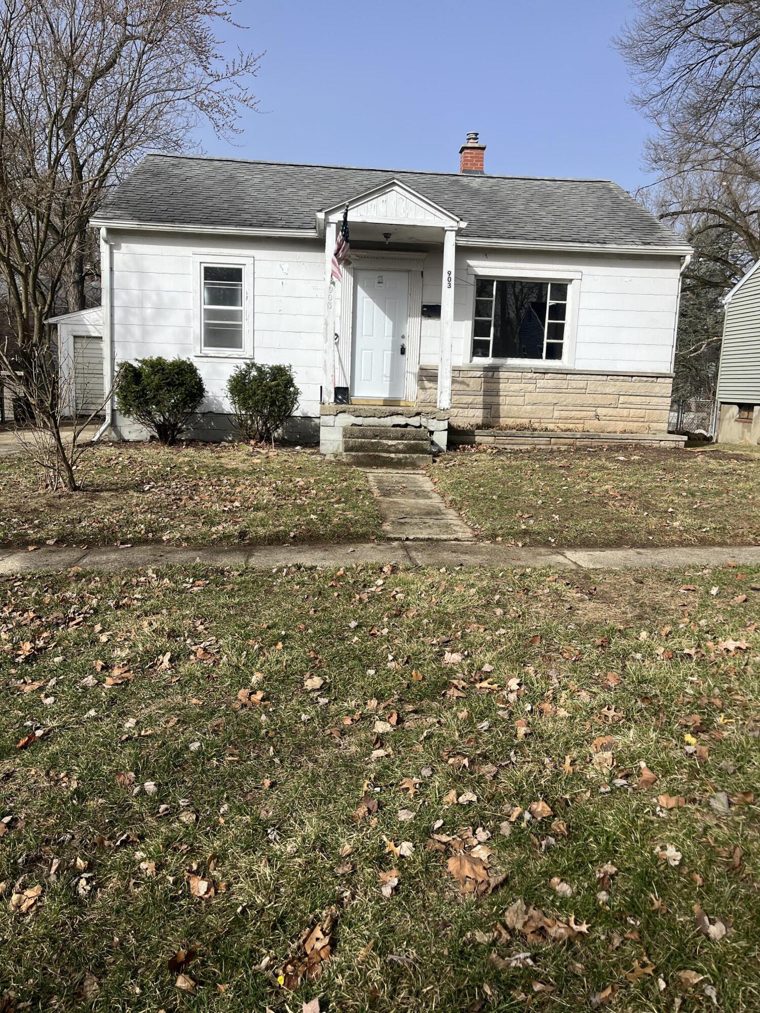 903 N Ionia Street Albion City MI 49224