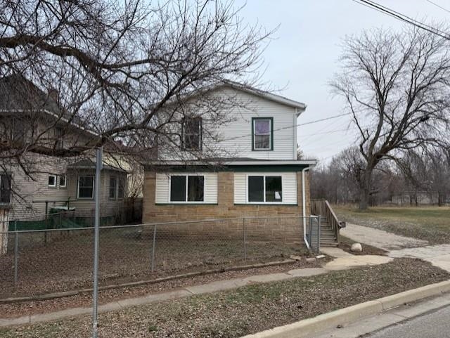 1007 Michigan Avenue Alma City MI 48801