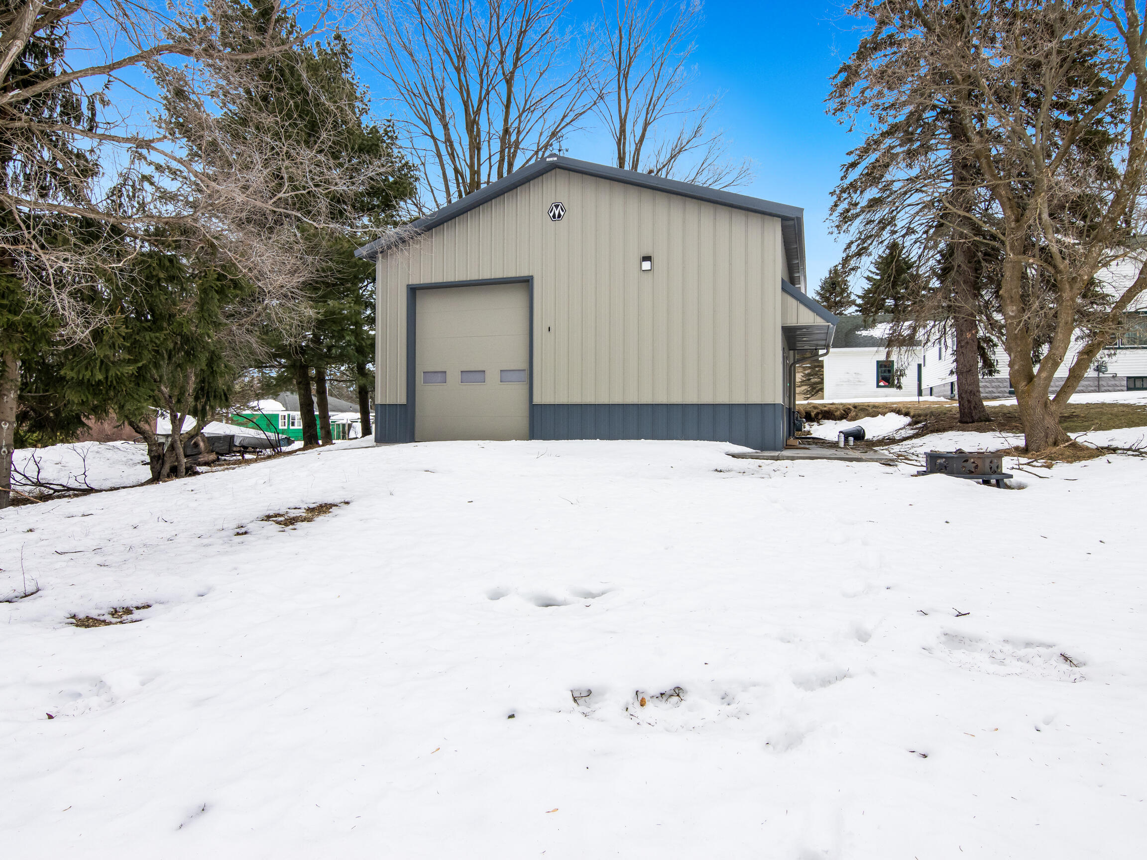 439 9th Street Manistee City MI 49660