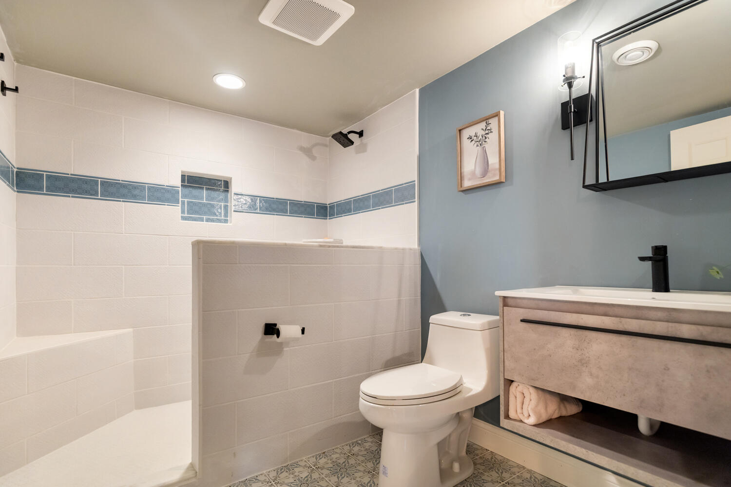 9248 Lake Gerald Drive NE Algoma Township MI 49345