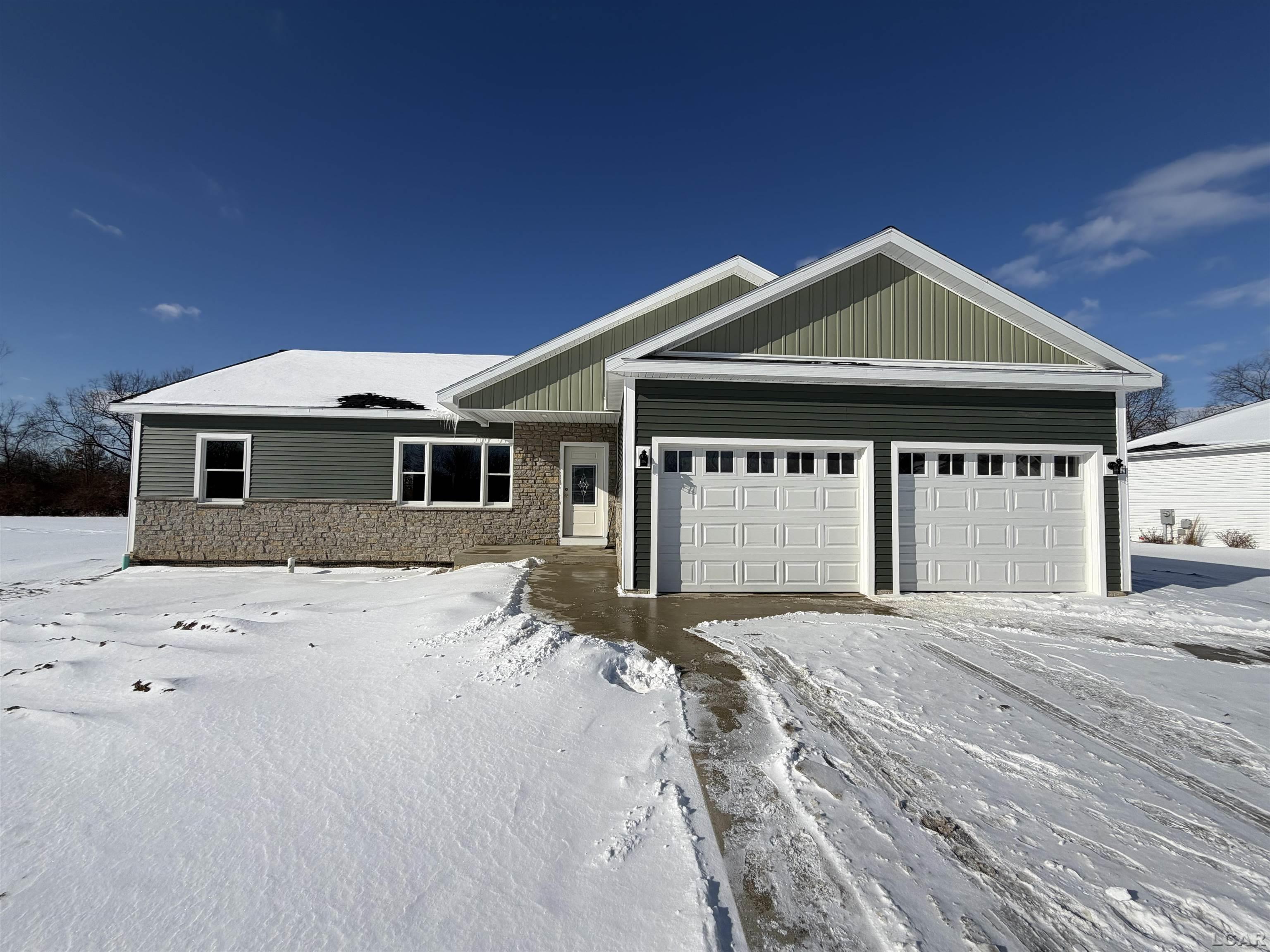 4173 Evergreen Road Adrian City MI 49221