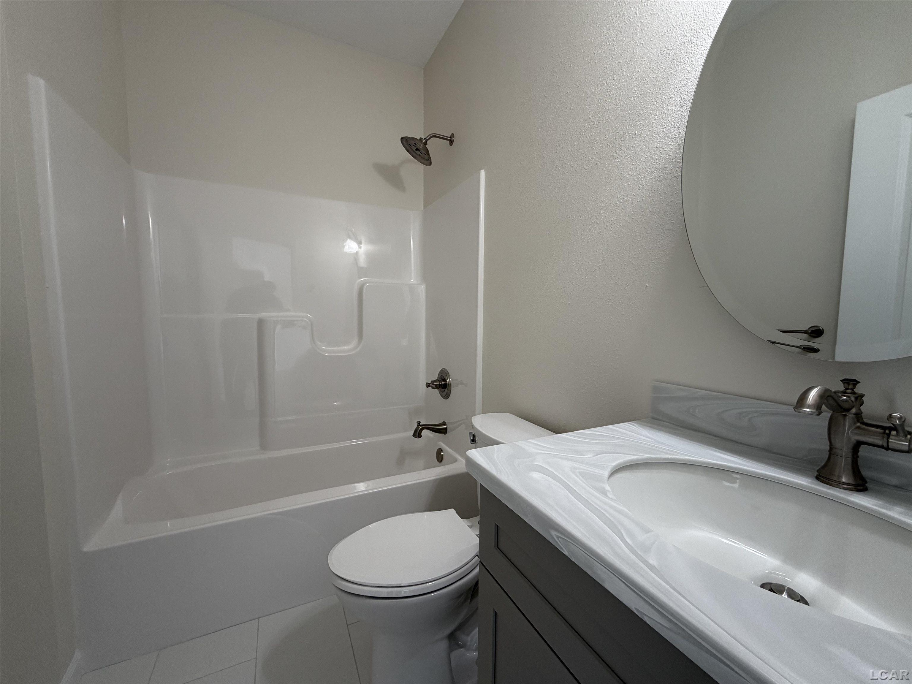 4173 Evergreen Road Adrian City MI 49221