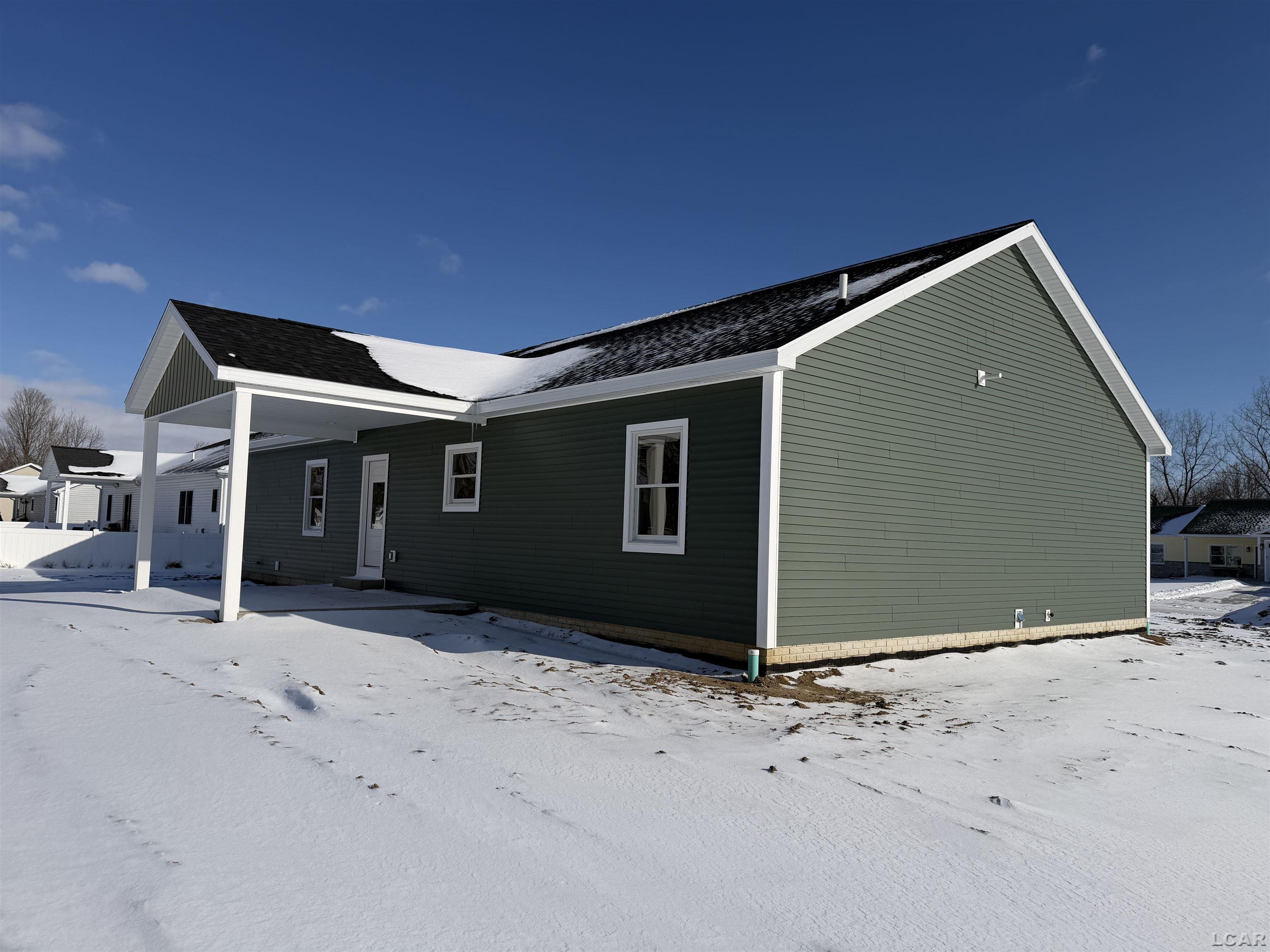 4173 Evergreen Road Adrian City MI 49221