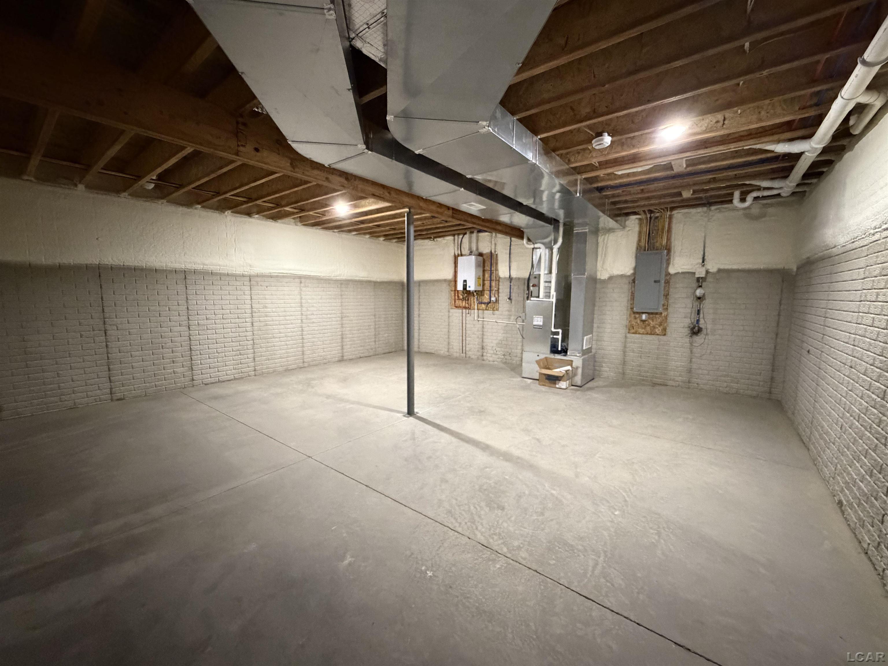 4173 Evergreen Road Adrian City MI 49221