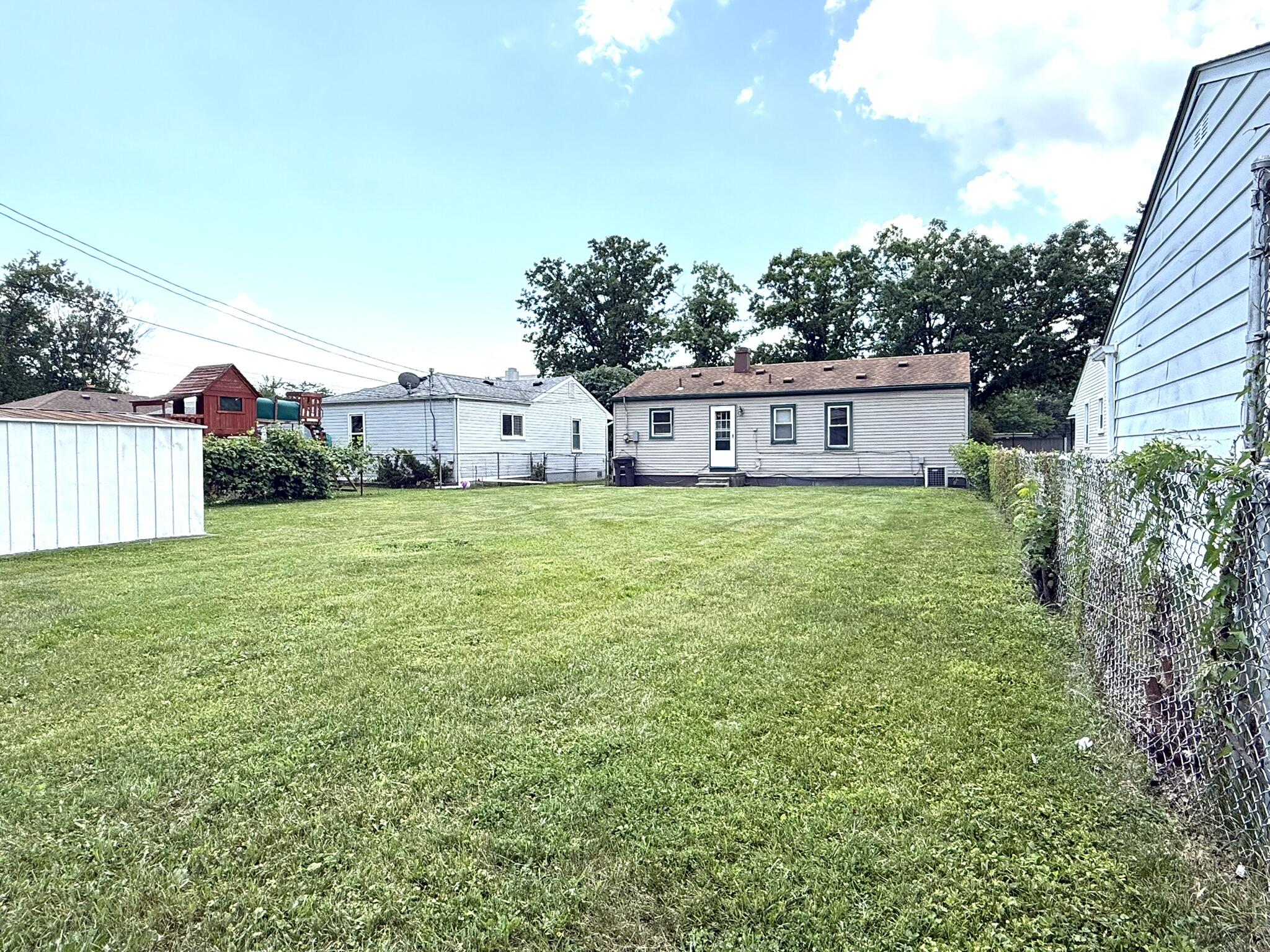 5873 Merrick Street Taylor City MI 48180