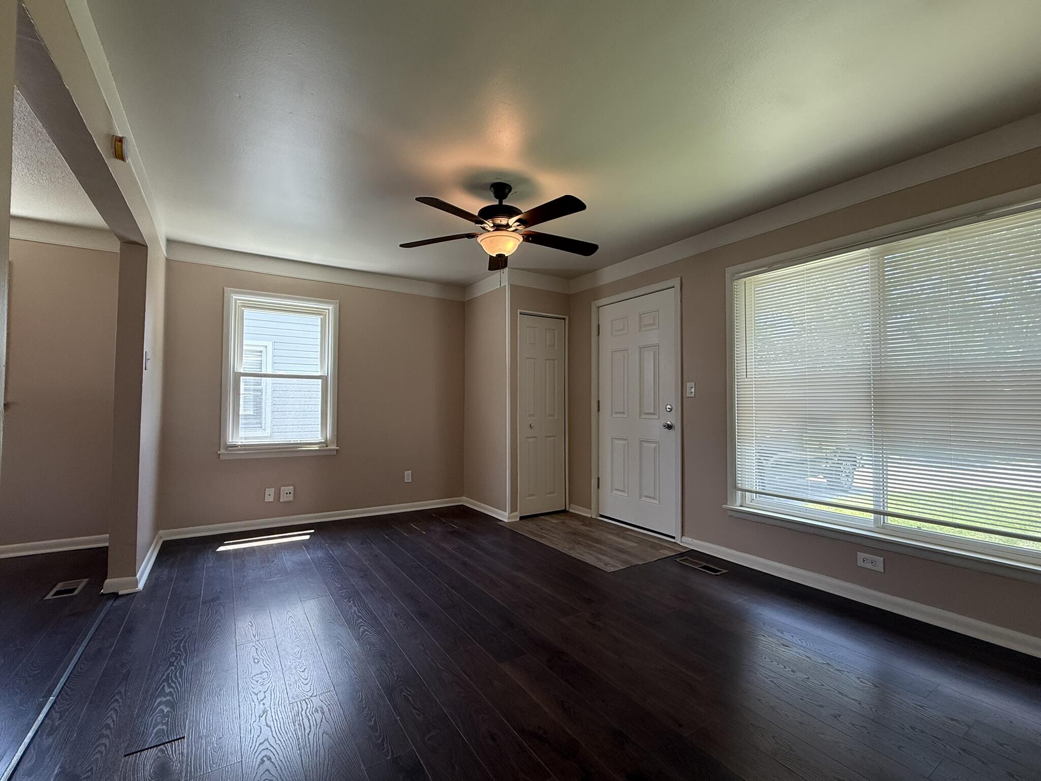 5873 Merrick Street Taylor City MI 48180