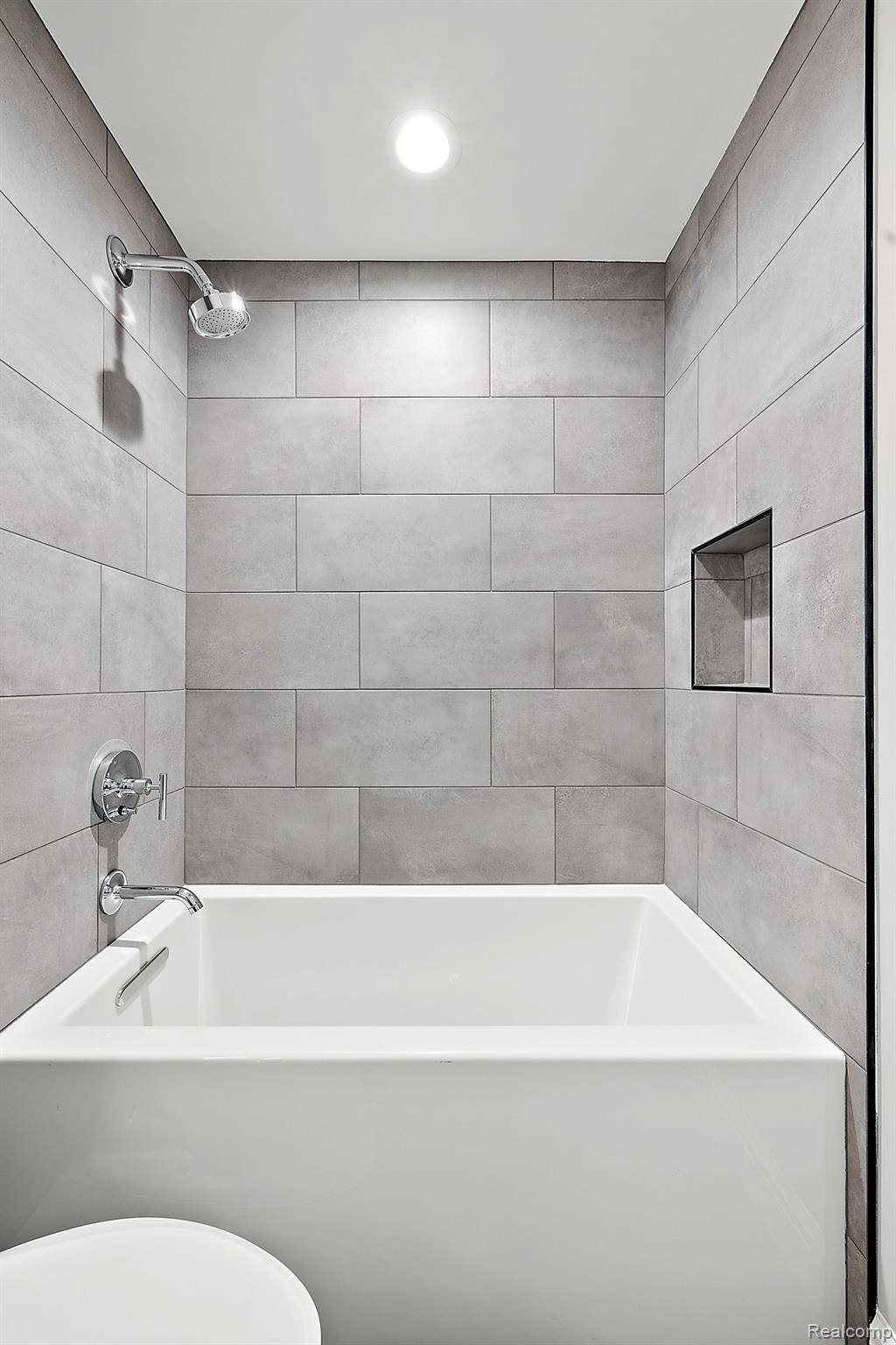 4995 Saddleridge Trail Ann Arbor City MI 48105