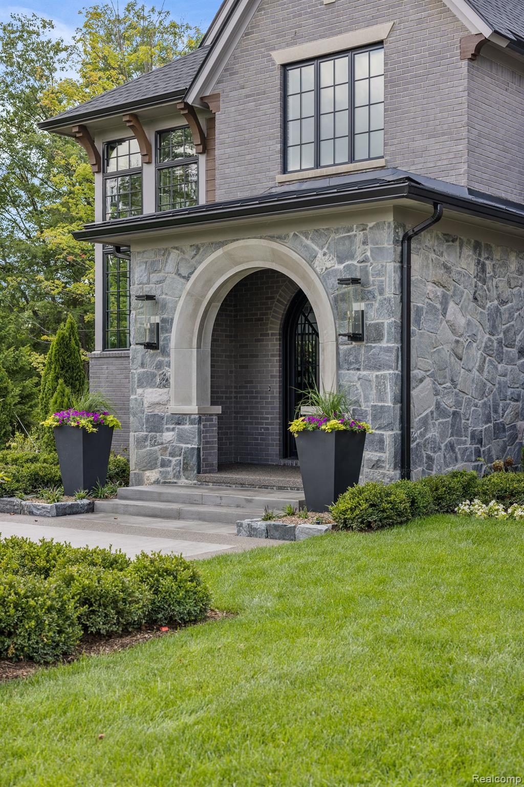 4995 Saddleridge Trail Ann Arbor City MI 48105