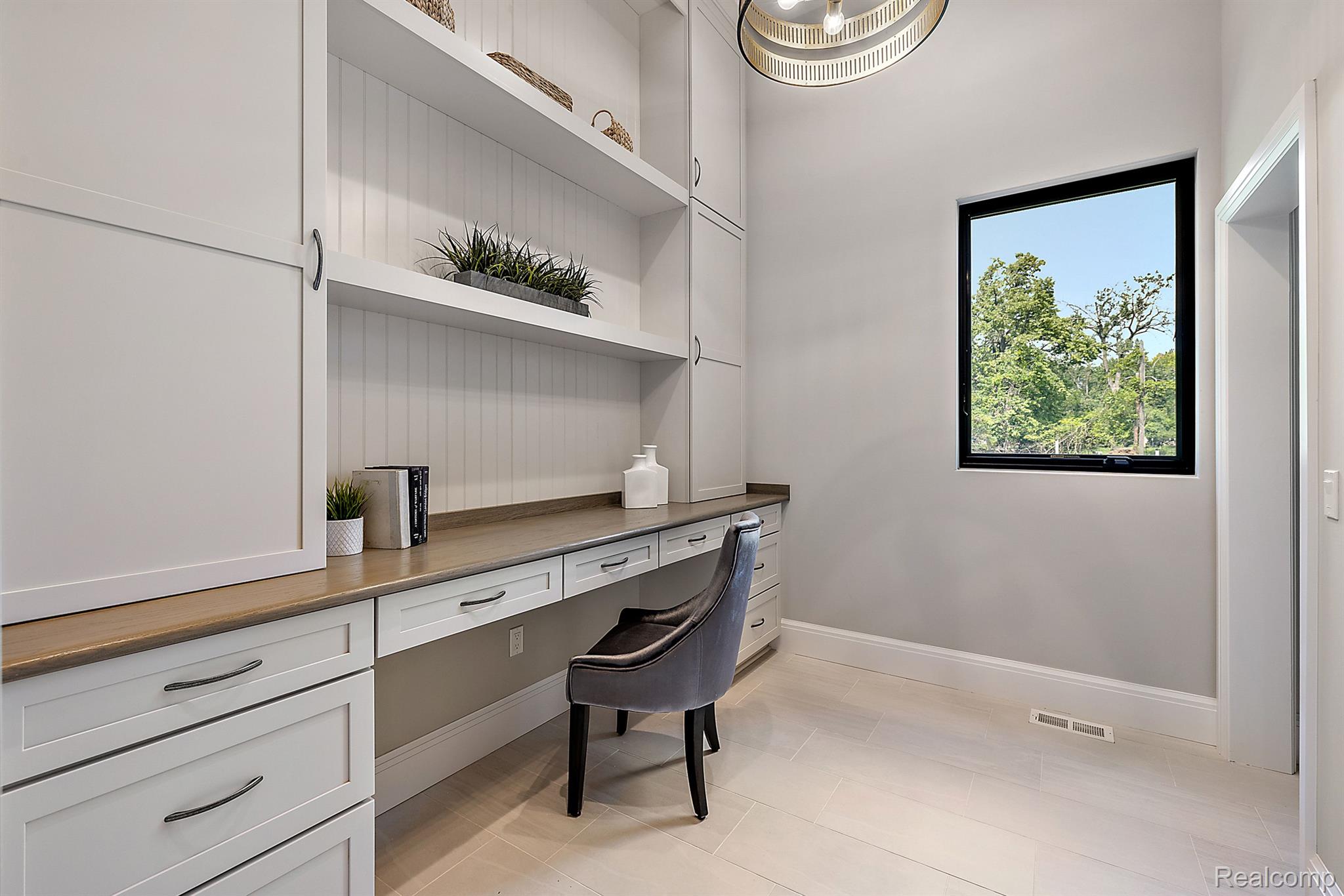 4995 Saddleridge Trail Ann Arbor City MI 48105