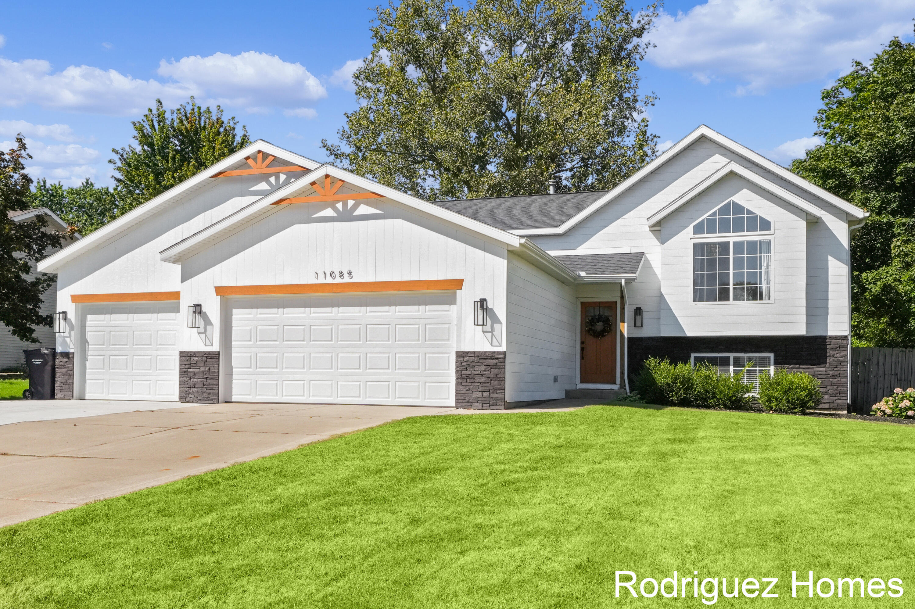 11085 Stanford Avenue Allendale Charter Township MI 49401