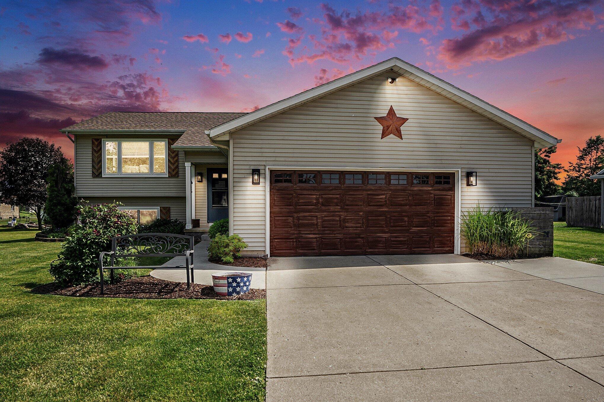 4104 Jeanola Street NW Alpine Township MI 49544