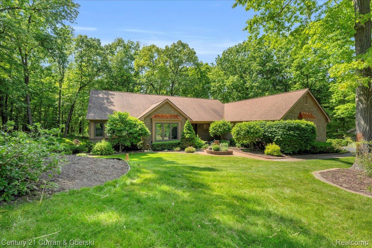 2198 Pine Hollow Trail Brighton City MI 48114