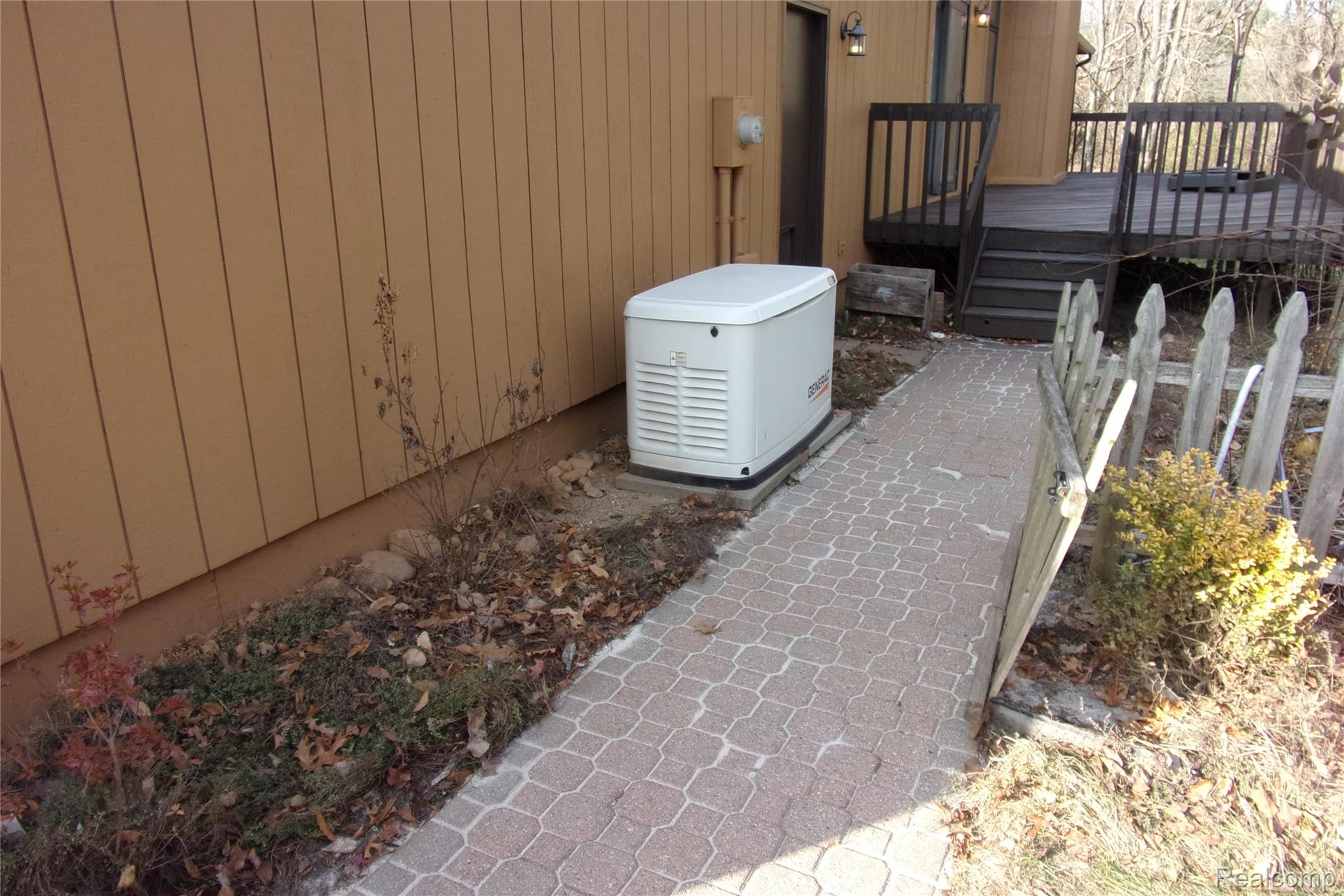 2702 Sligo Lane Brighton City MI 48114