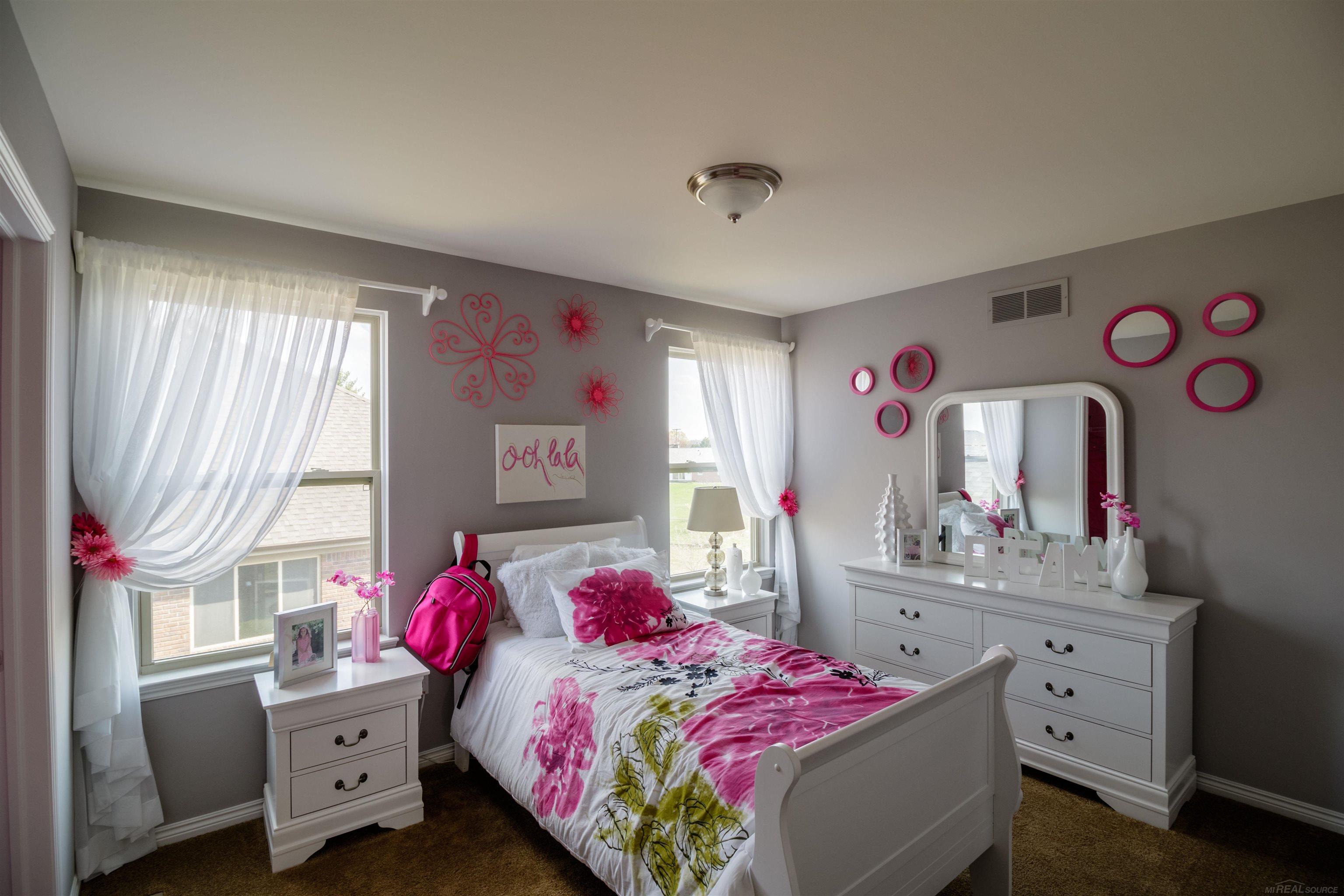 17646 Kite Drive Macomb Township MI 48042