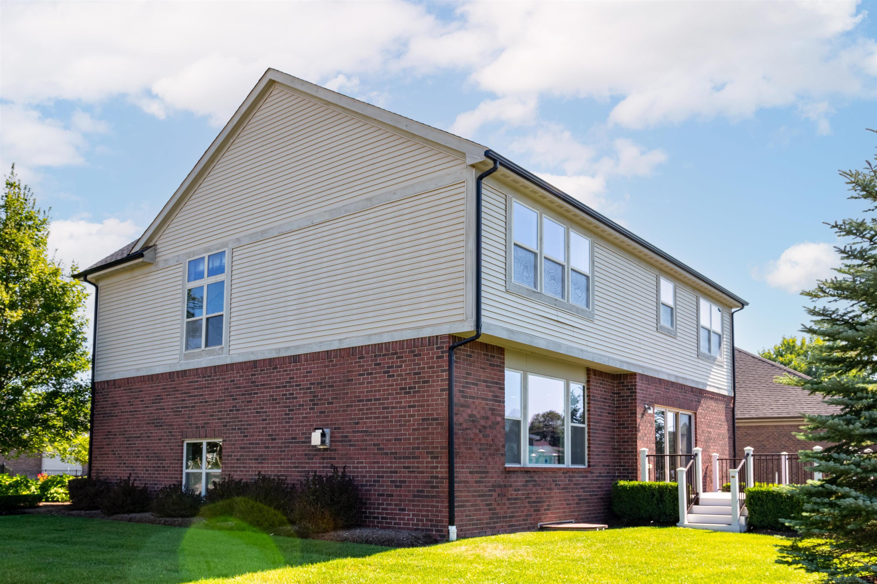 17646 Kite Drive Macomb Township MI 48042