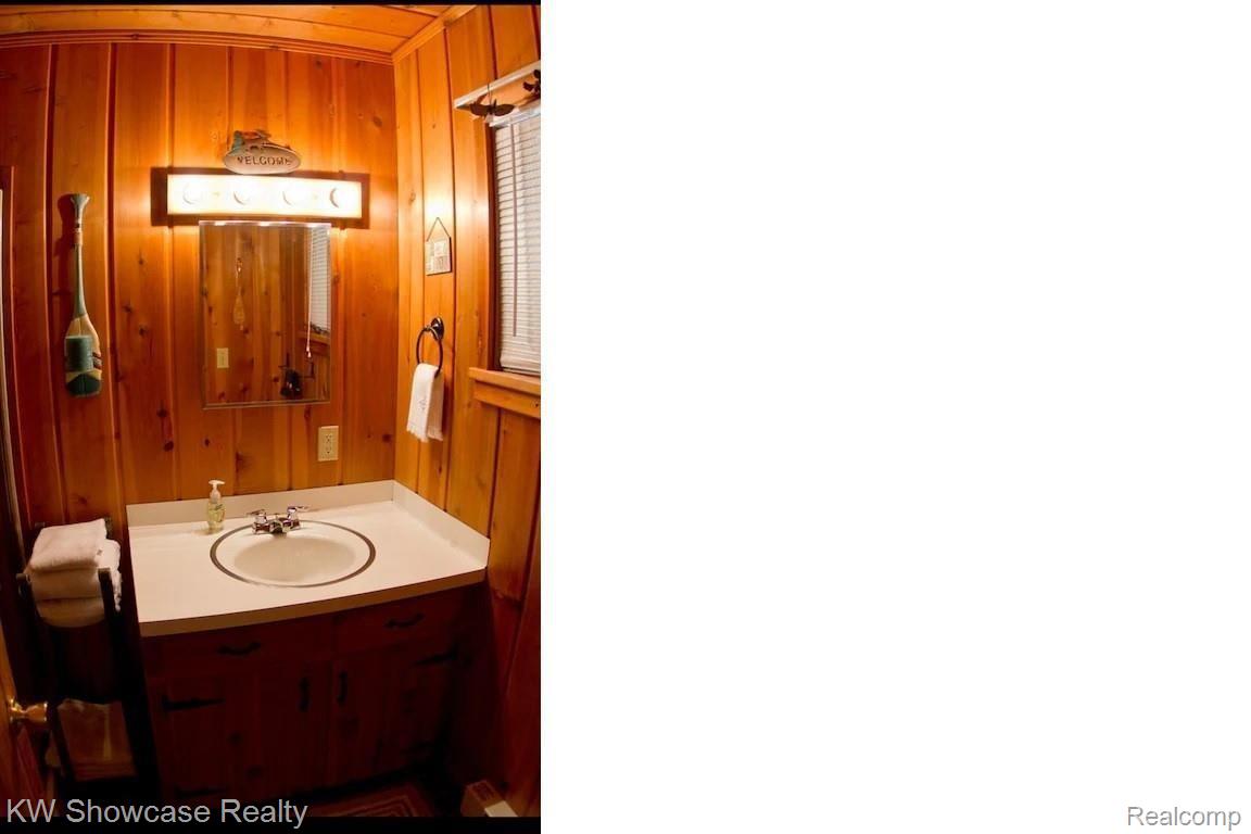 5146 Lower Shore Drive West Traverse Township MI 49740
