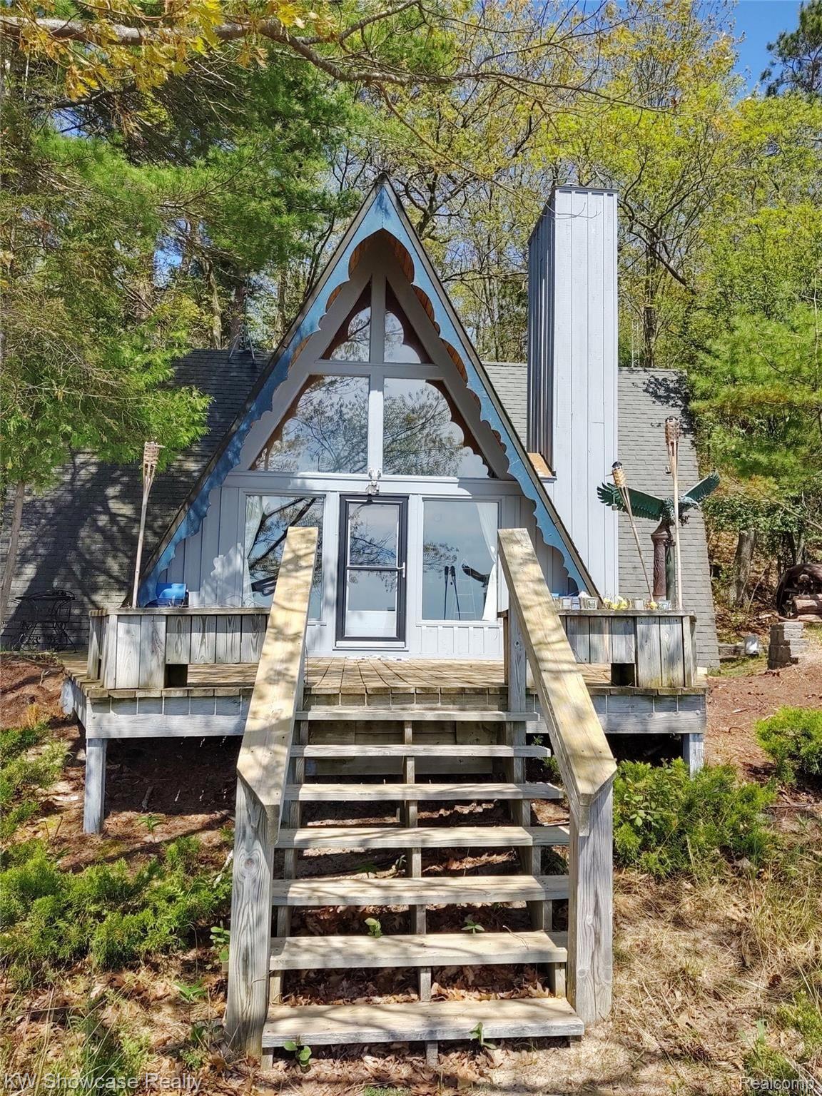 5146 Lower Shore Drive West Traverse Township MI 49740