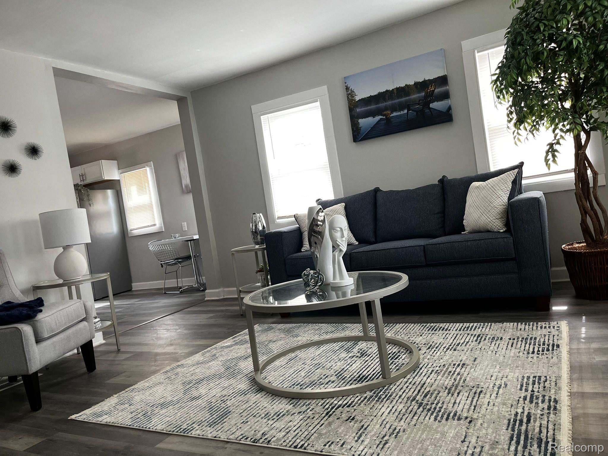 417 E Hunt Street Adrian City MI 49221