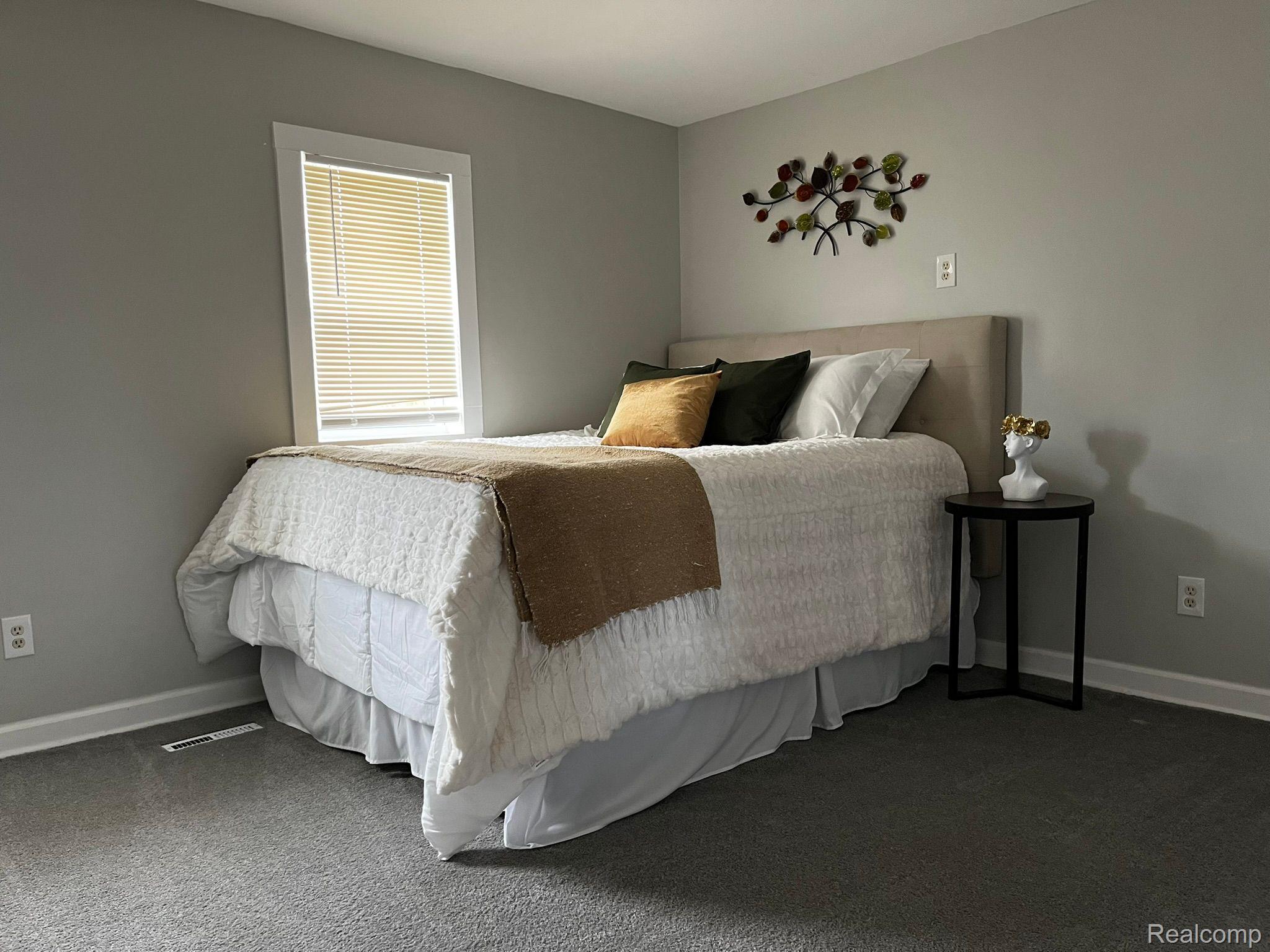 417 E Hunt Street Adrian City MI 49221