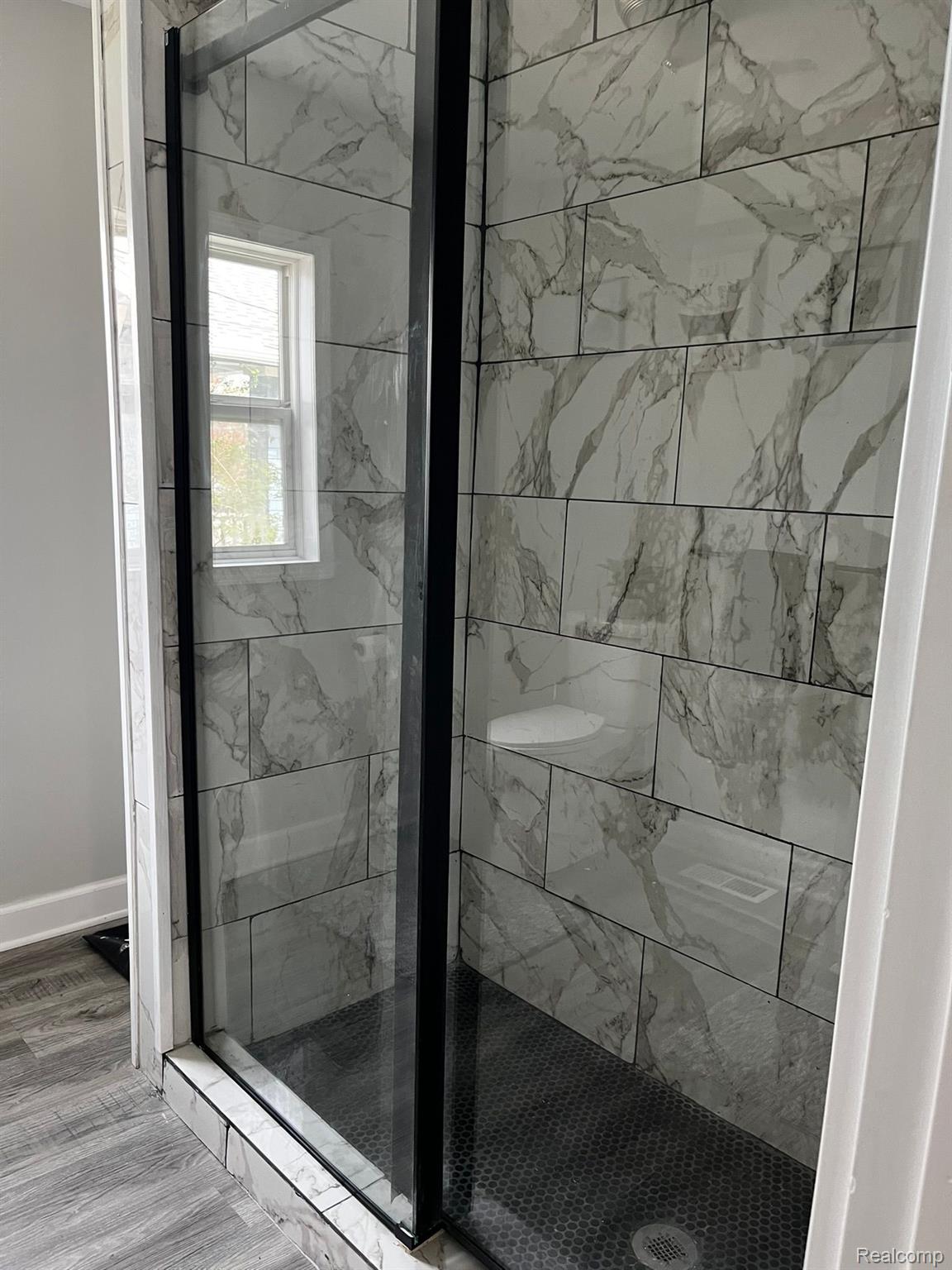 417 E Hunt Street Adrian City MI 49221