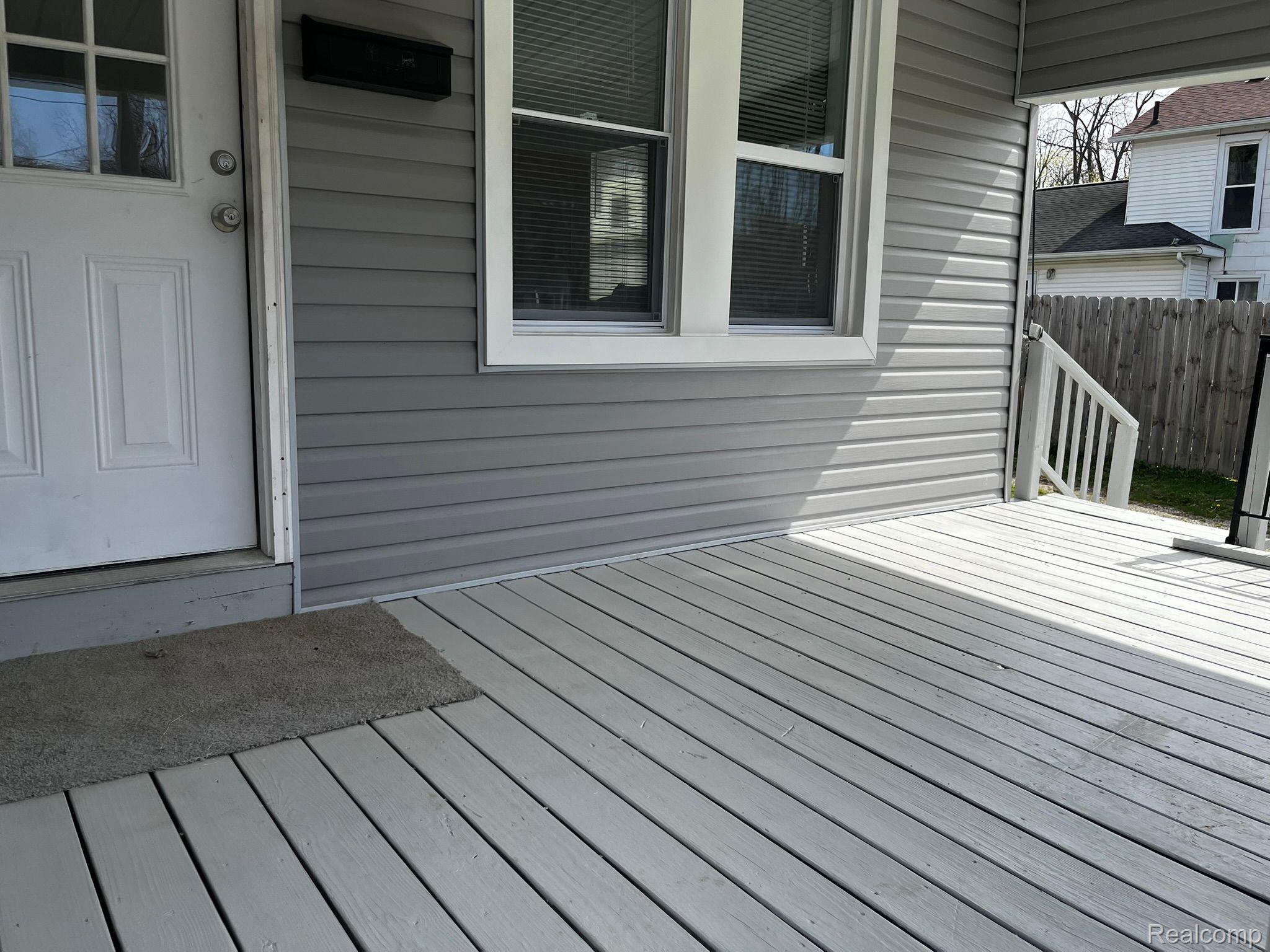 417 E Hunt Street Adrian City MI 49221