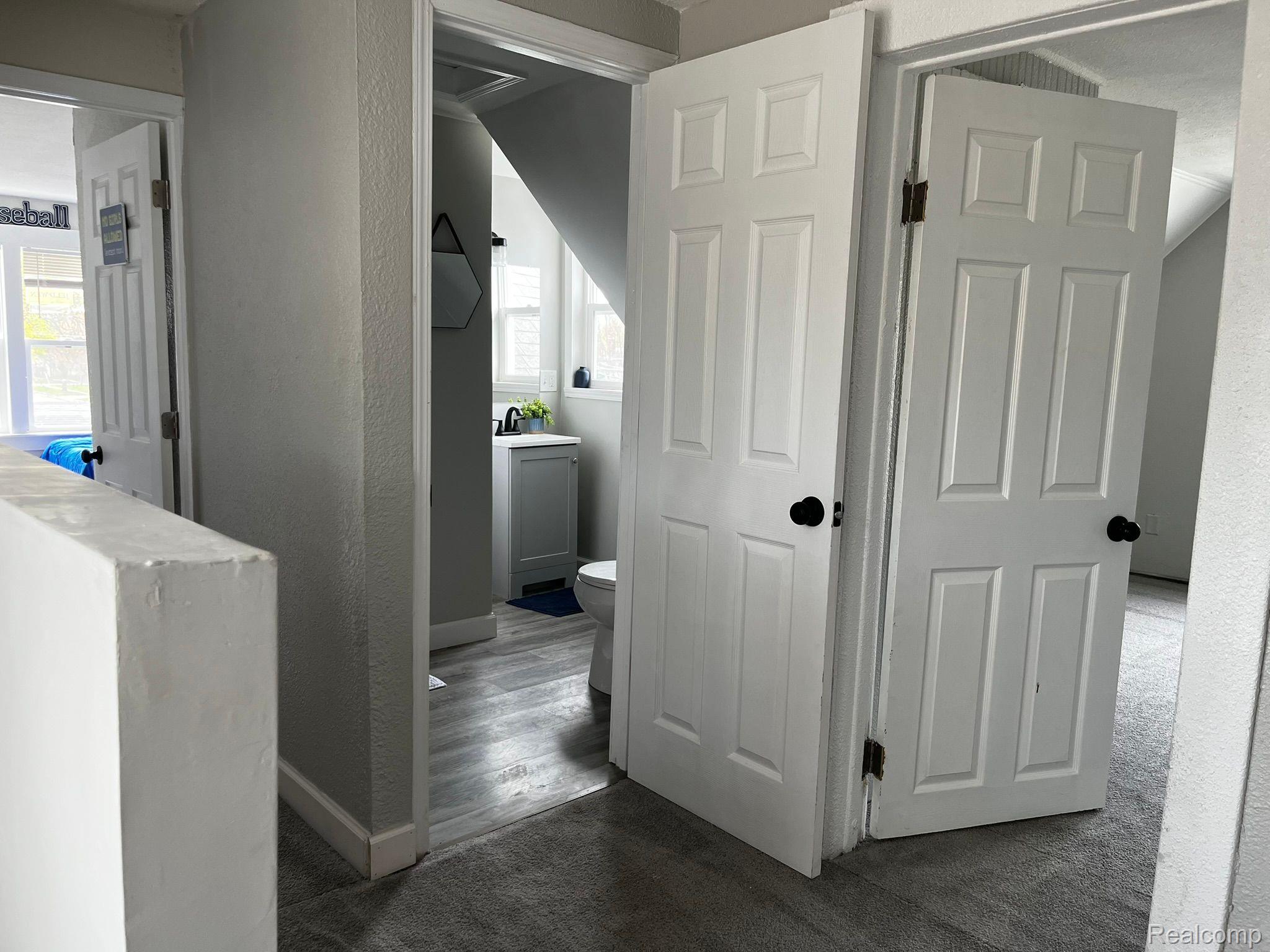 417 E Hunt Street Adrian City MI 49221