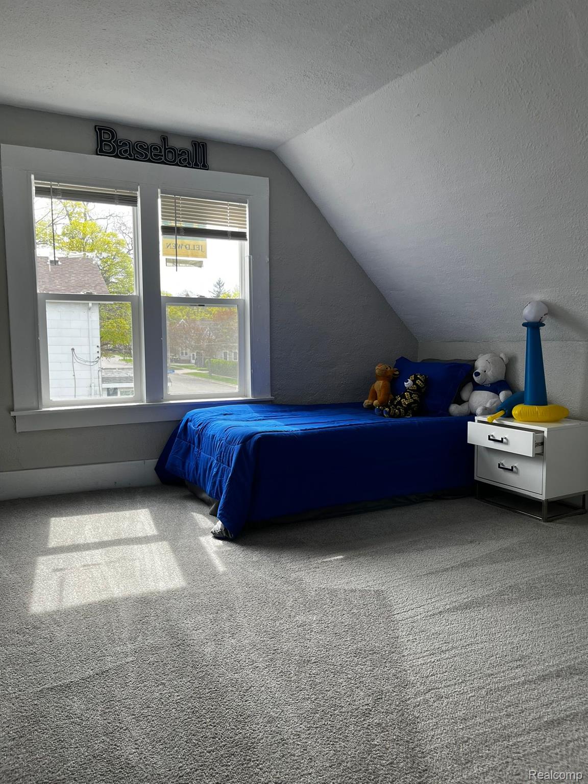 417 E Hunt Street Adrian City MI 49221