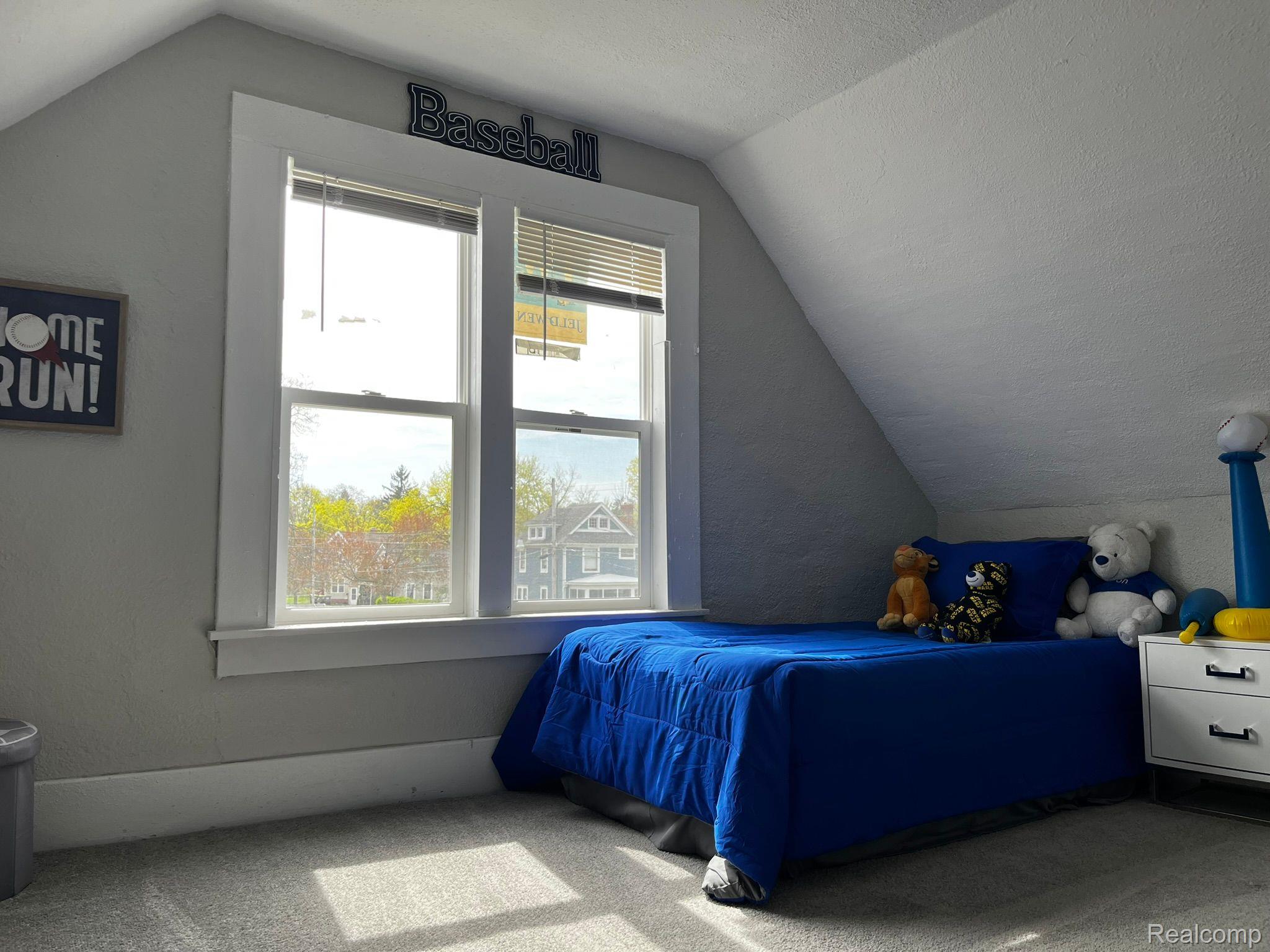 417 E Hunt Street Adrian City MI 49221