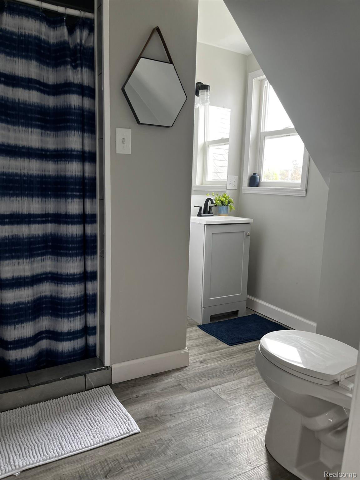 417 E Hunt Street Adrian City MI 49221