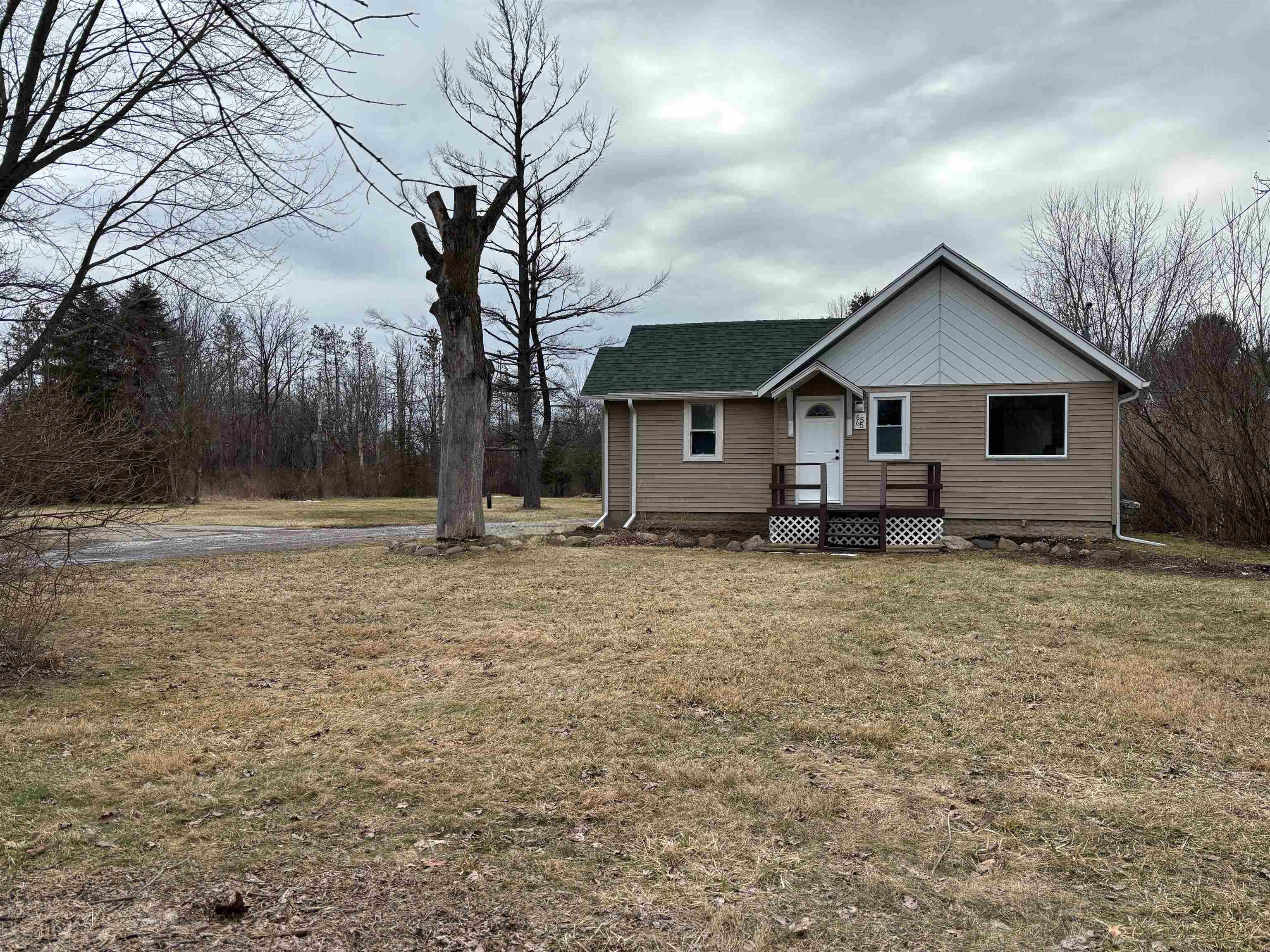 6565 River Road Flushing Charter Township MI 48433