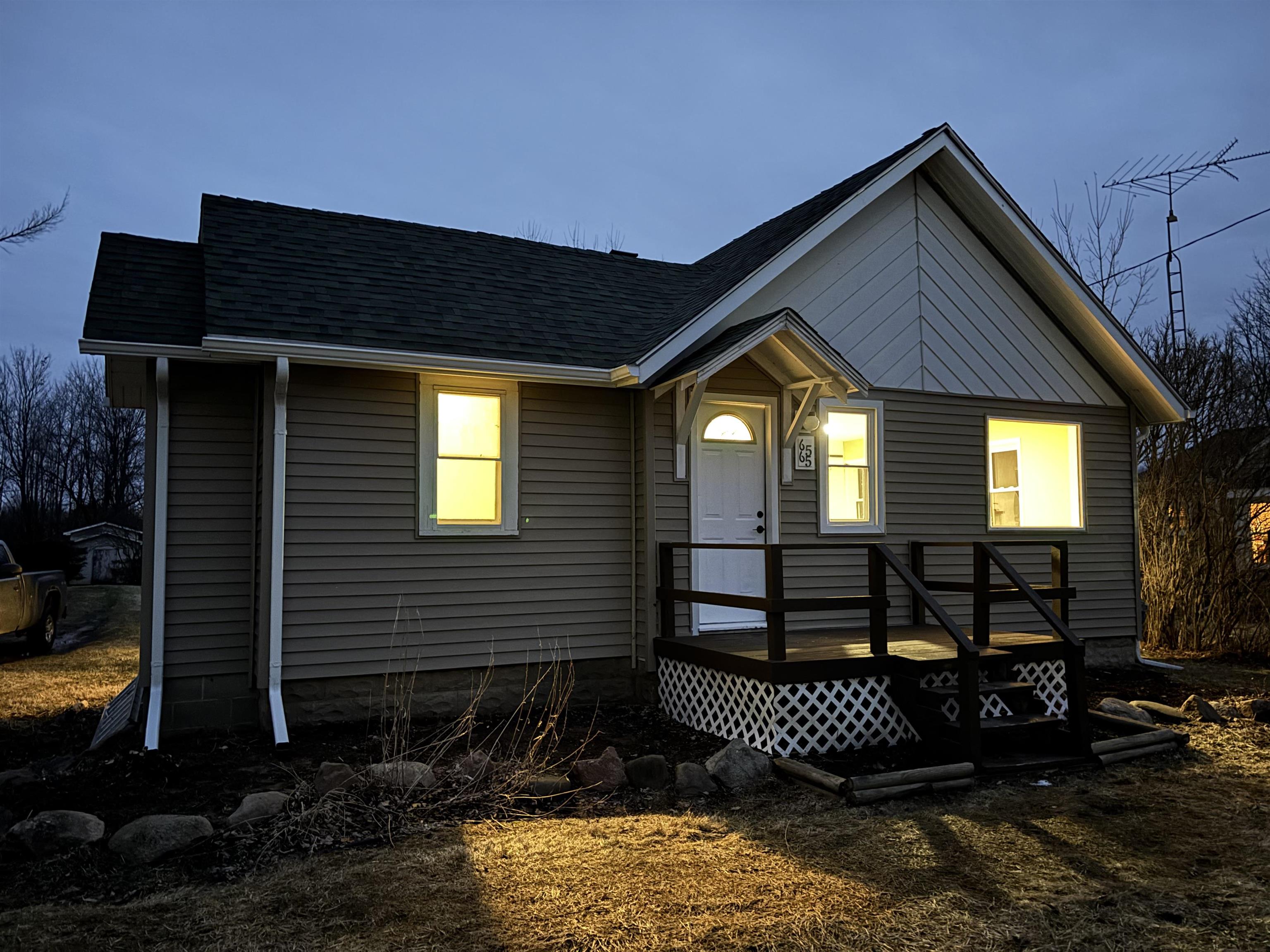 6565 River Road Flushing Charter Township MI 48433