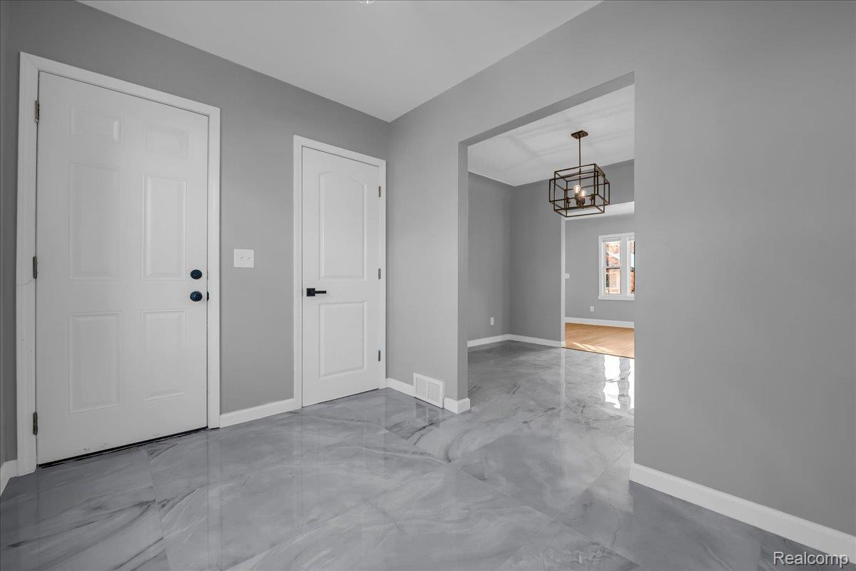 15776 Mclain Avenue Allen Park City MI 48101