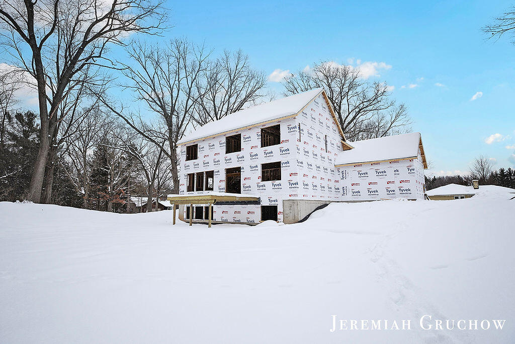 2389 Dunnigan Avenue NE Grand Rapids Charter Township MI 49525