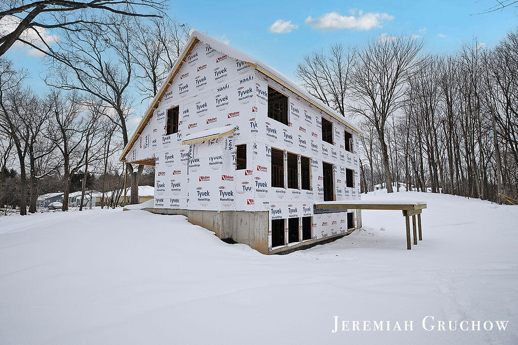 2389 Dunnigan Avenue NE Grand Rapids Charter Township MI 49525