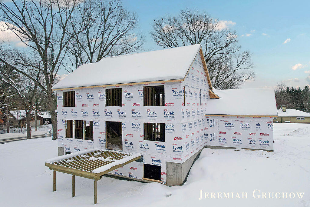 2389 Dunnigan Avenue NE Grand Rapids Charter Township MI 49525