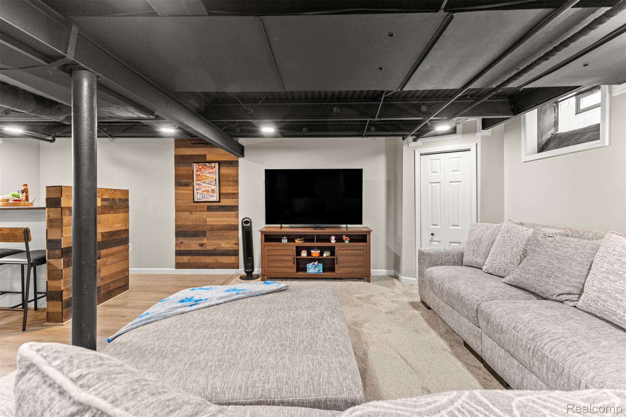 15404 Belmont Avenue Allen Park City MI 48101