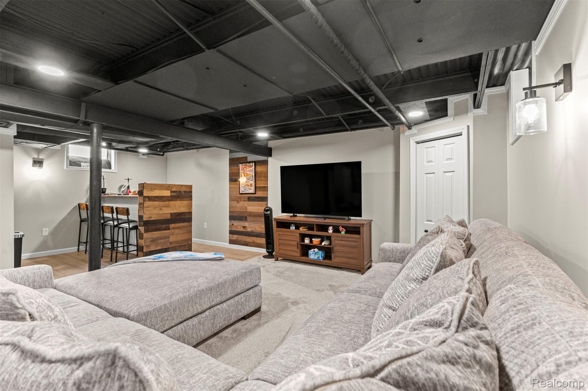 15404 Belmont Avenue Allen Park City MI 48101