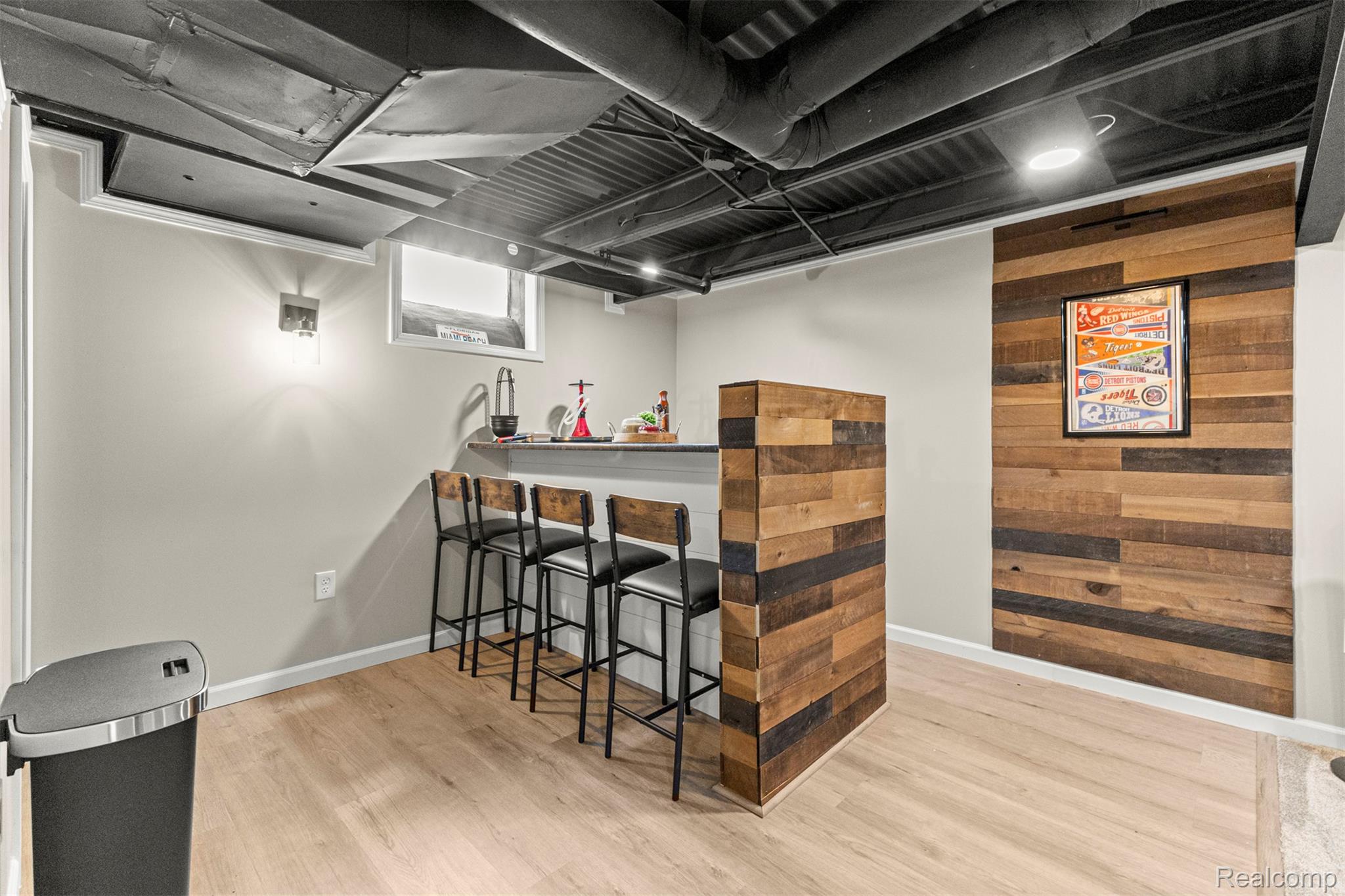 15404 Belmont Avenue Allen Park City MI 48101