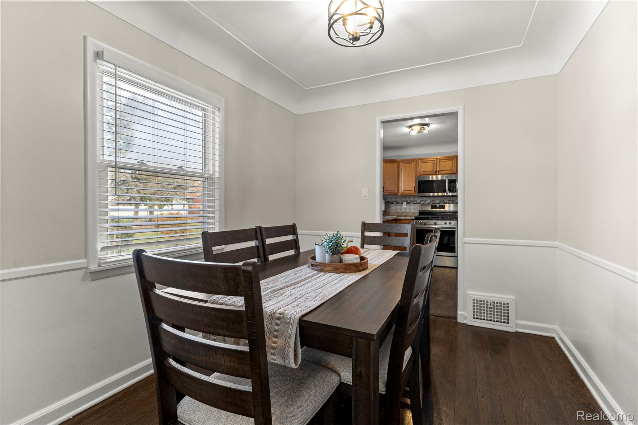 15404 Belmont Avenue Allen Park City MI 48101