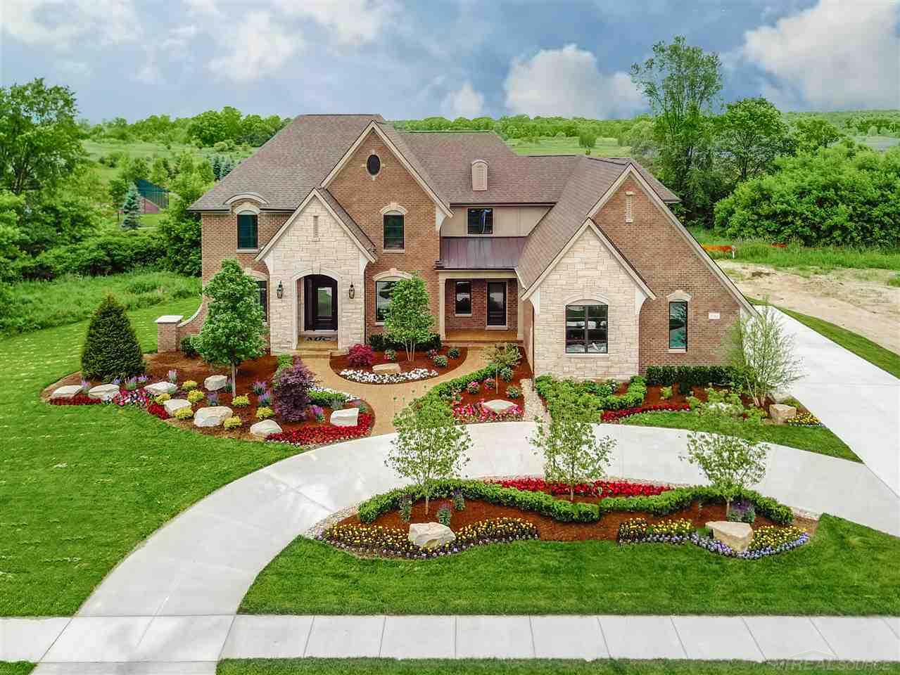 7557 Dogwood Drive Washington Township MI 48095