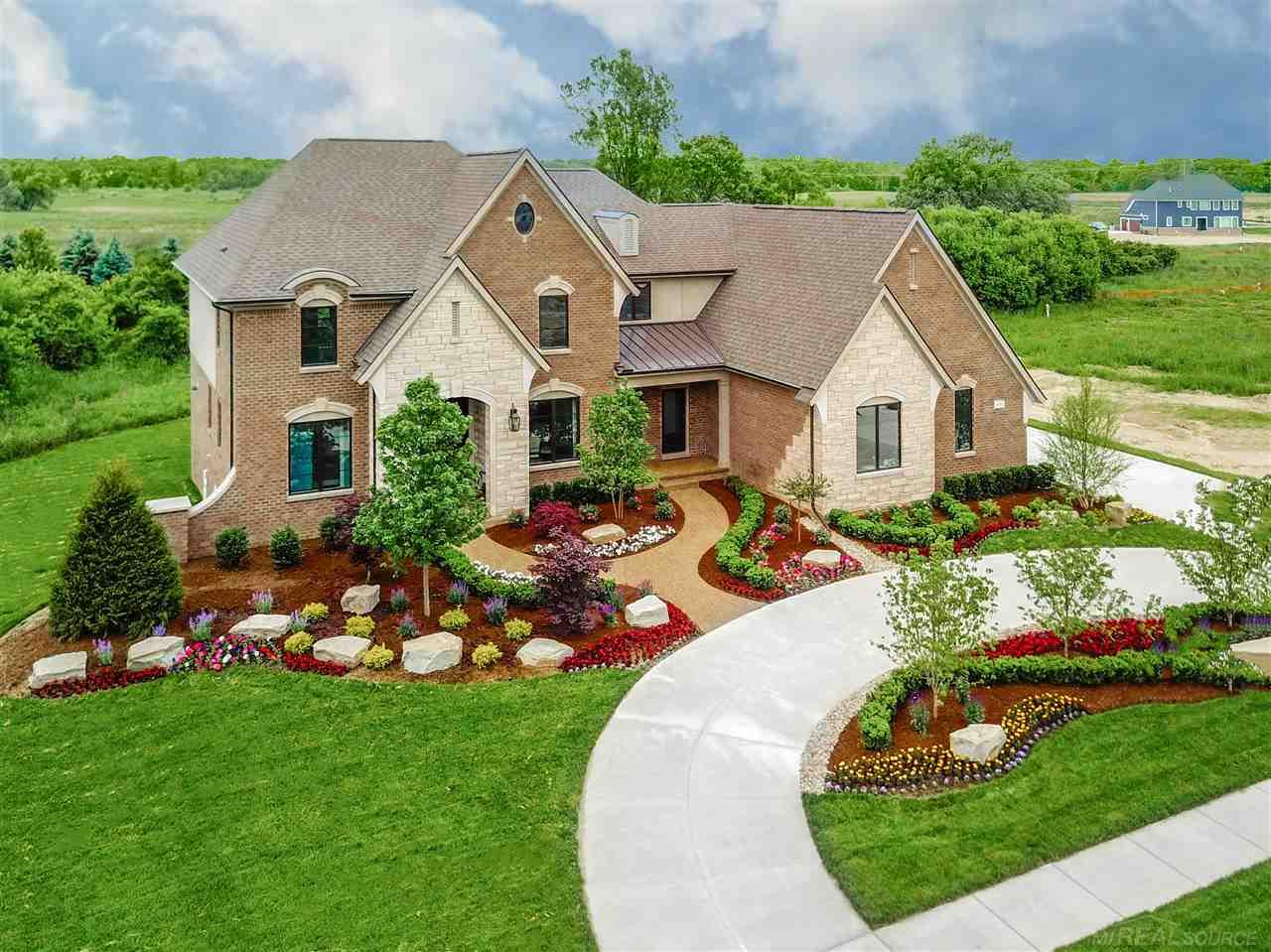 7557 Dogwood Drive Washington Township MI 48095