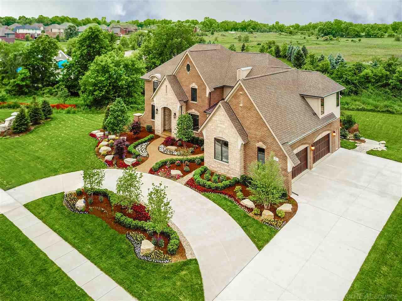 7557 Dogwood Drive Washington Township MI 48095