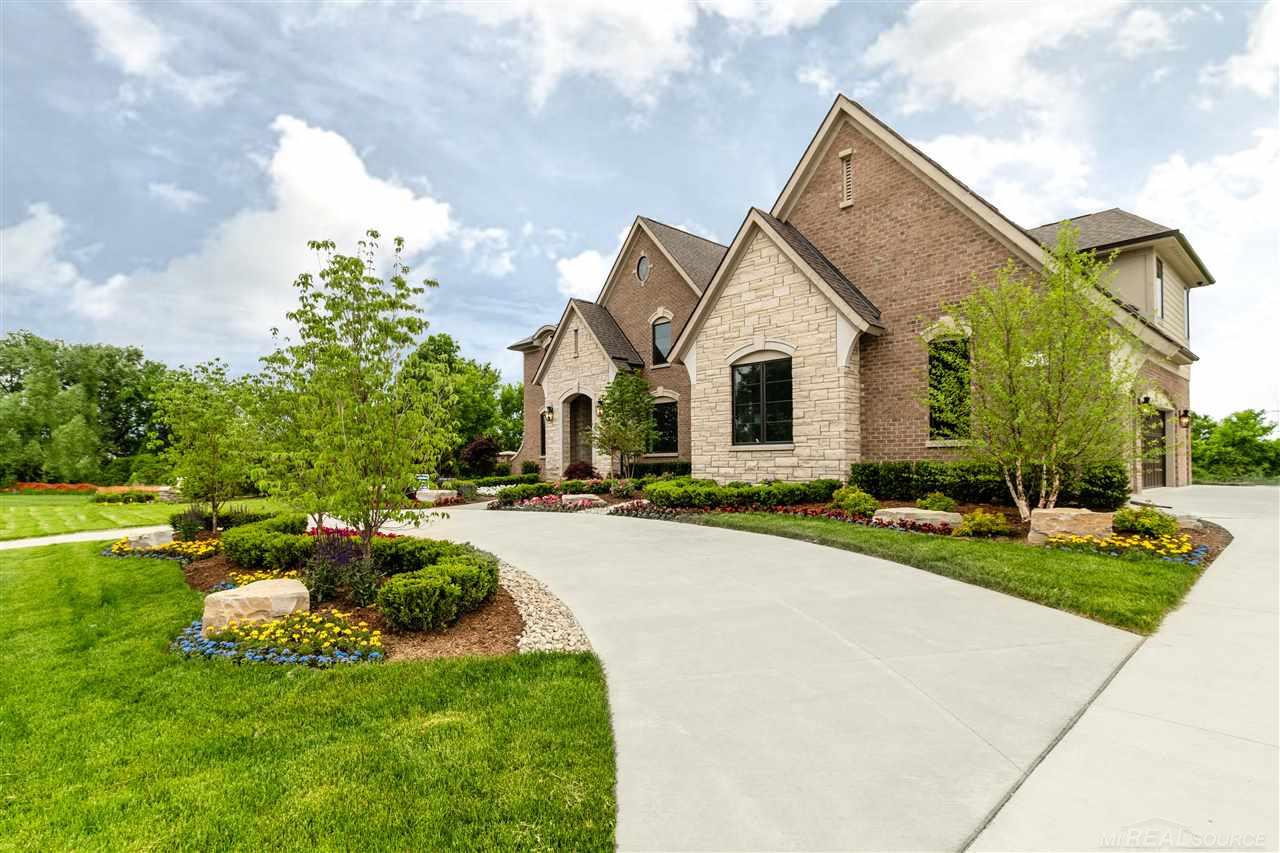 7557 Dogwood Drive Washington Township MI 48095