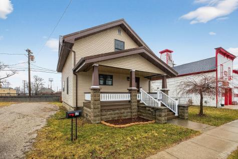 17 Union Street Sebewaing Village MI 48759