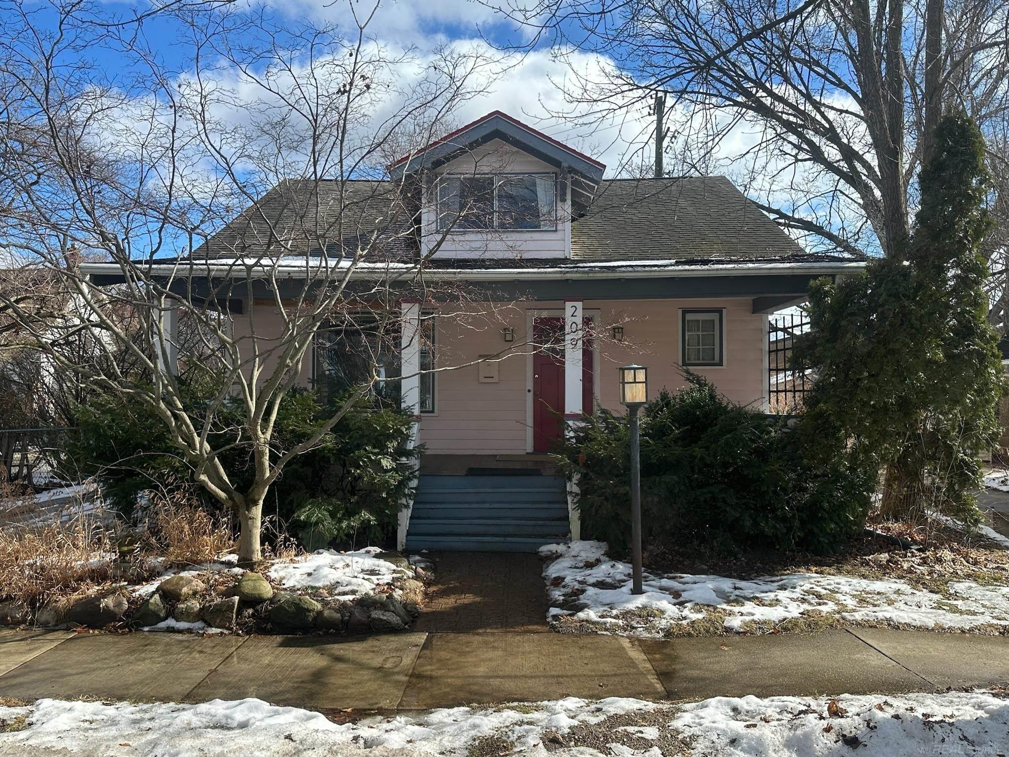 209 Buena Vista Avenue Ann Arbor City MI 48103